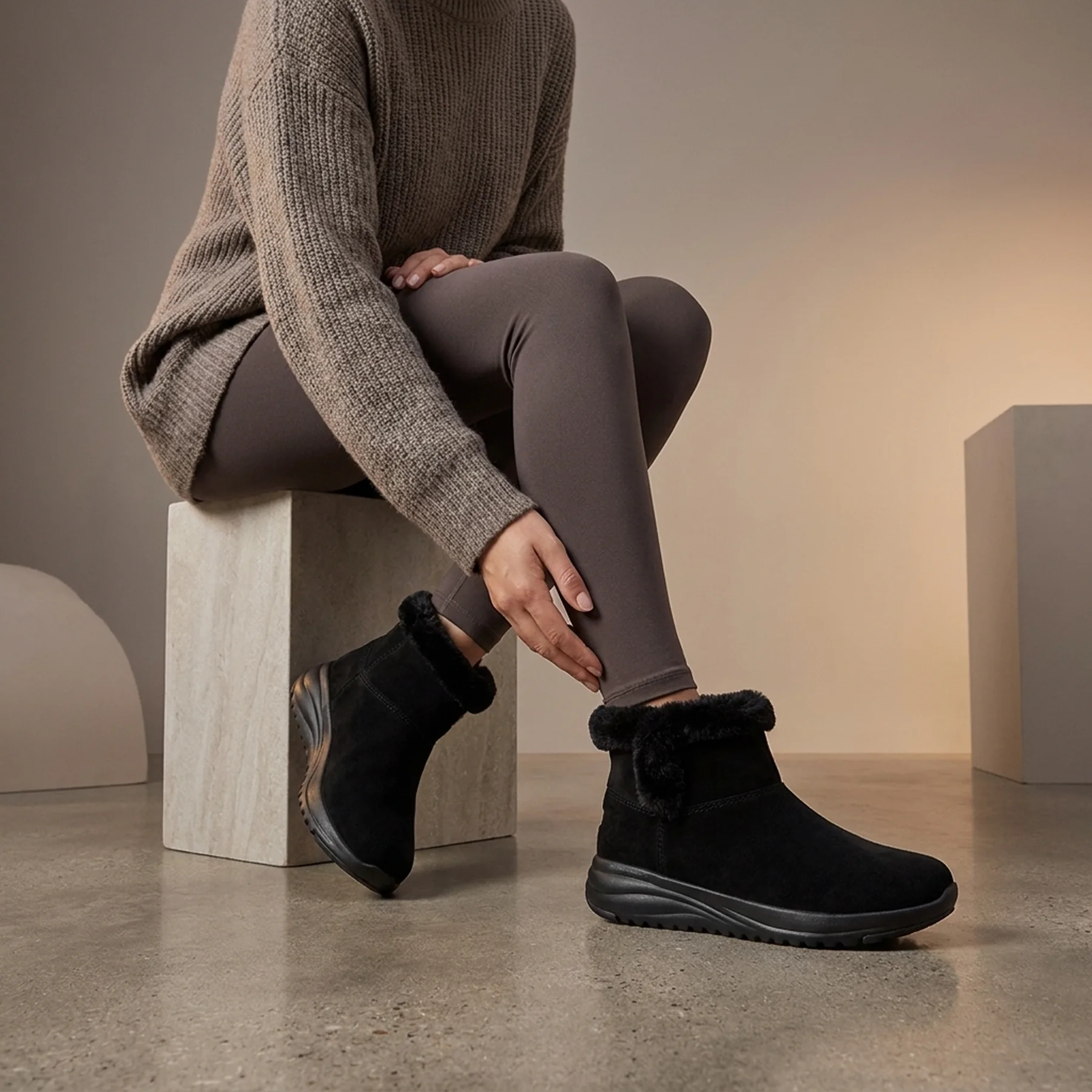 Черевики Skechers On The Go Stellar Cozy Step Black