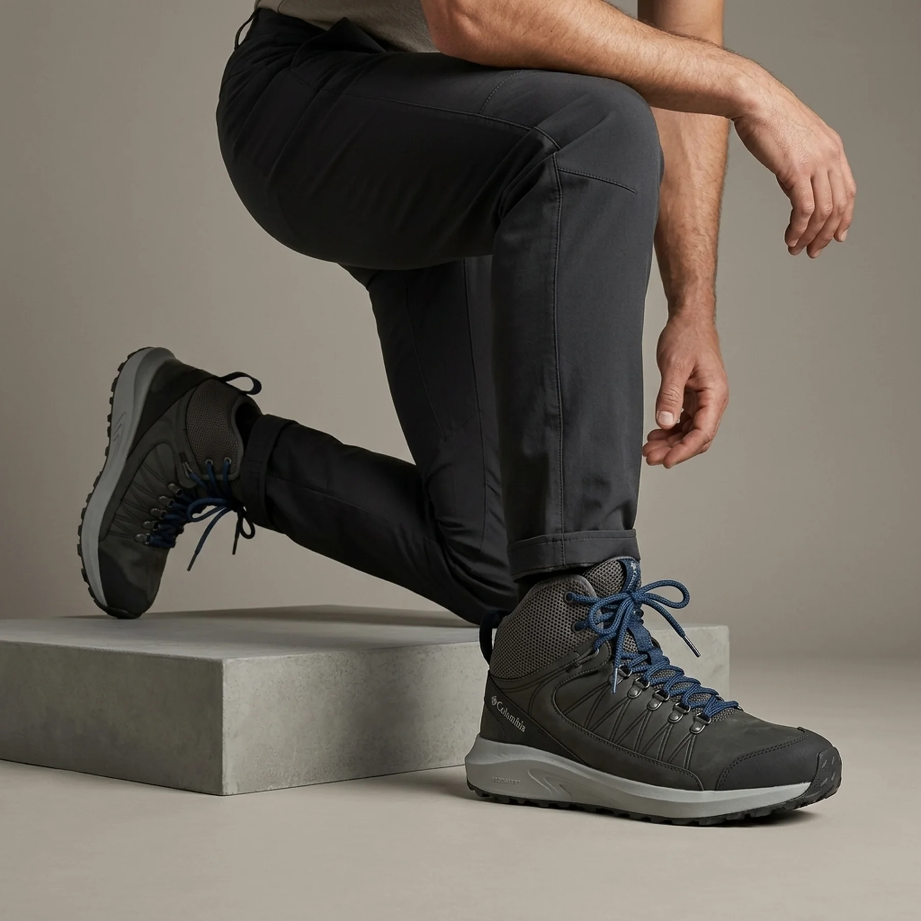 Черевики Trailstorm™ Crest Mid Waterproof 2027001011 Columbia 10 (43) Темно-сірий