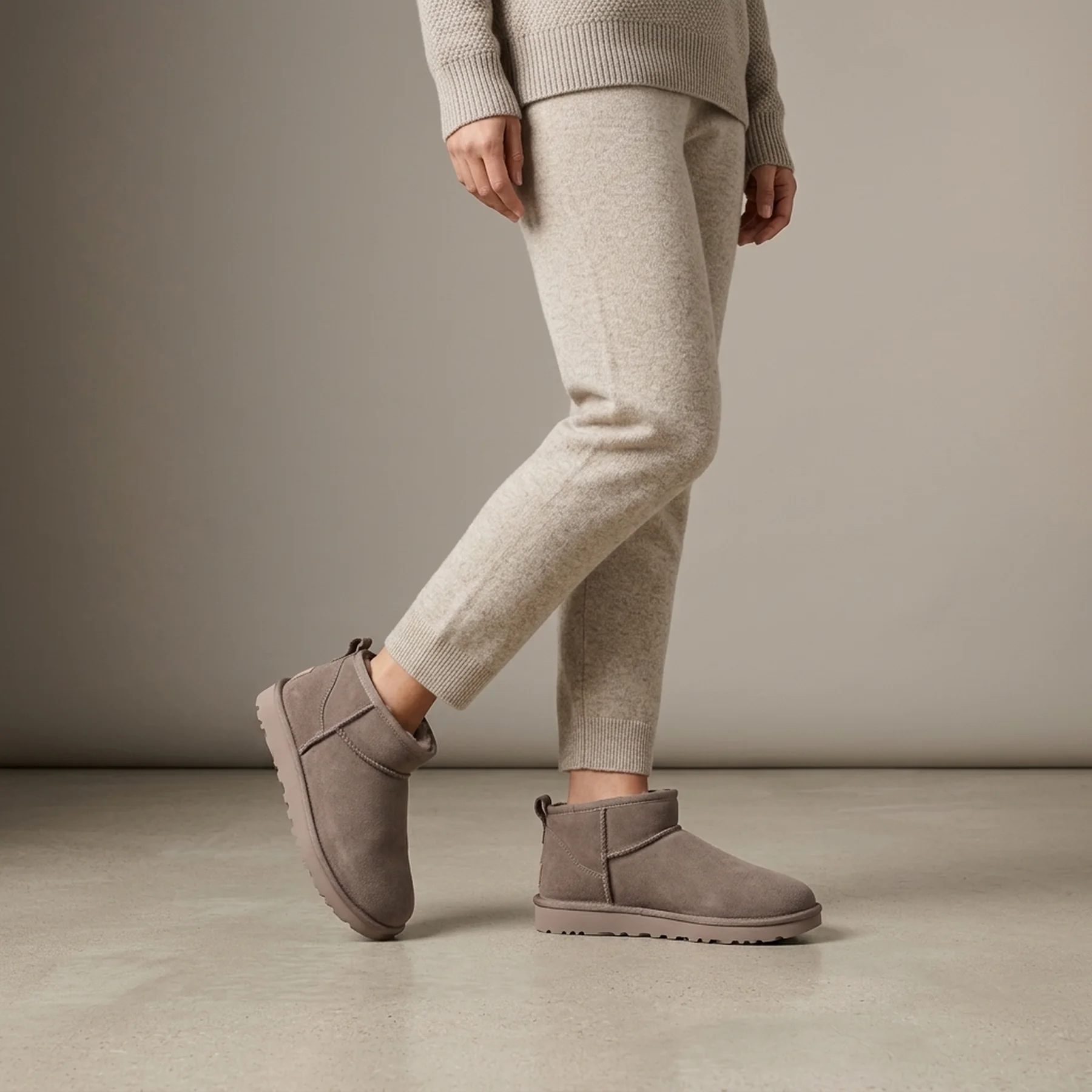 Черевики UGG Ultra Mini Caribou