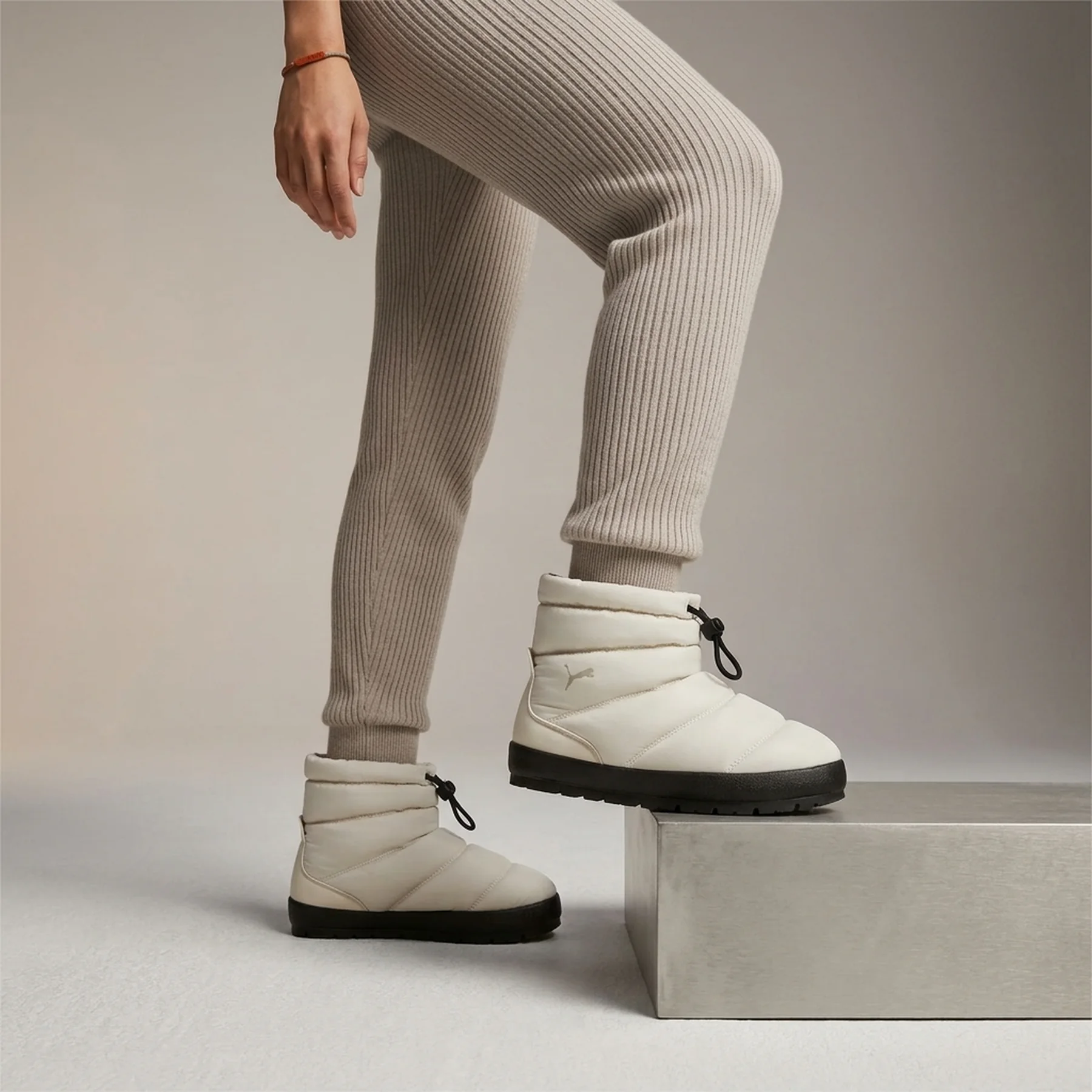 Черевики Unisex PUMA Tuff Terra Hi 40217702 Puma 3 (35,5) Сірий
