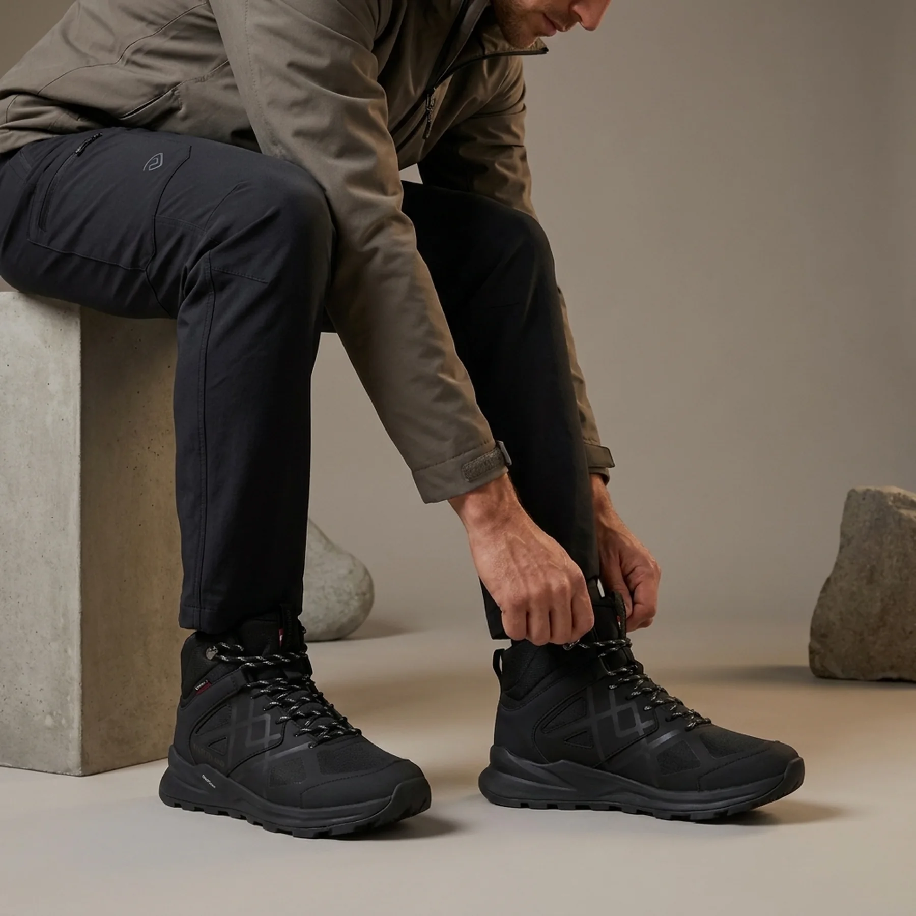 Черевики утеплені Tarrenz Mid 2 122641N16-99 Northland 41 Чорний