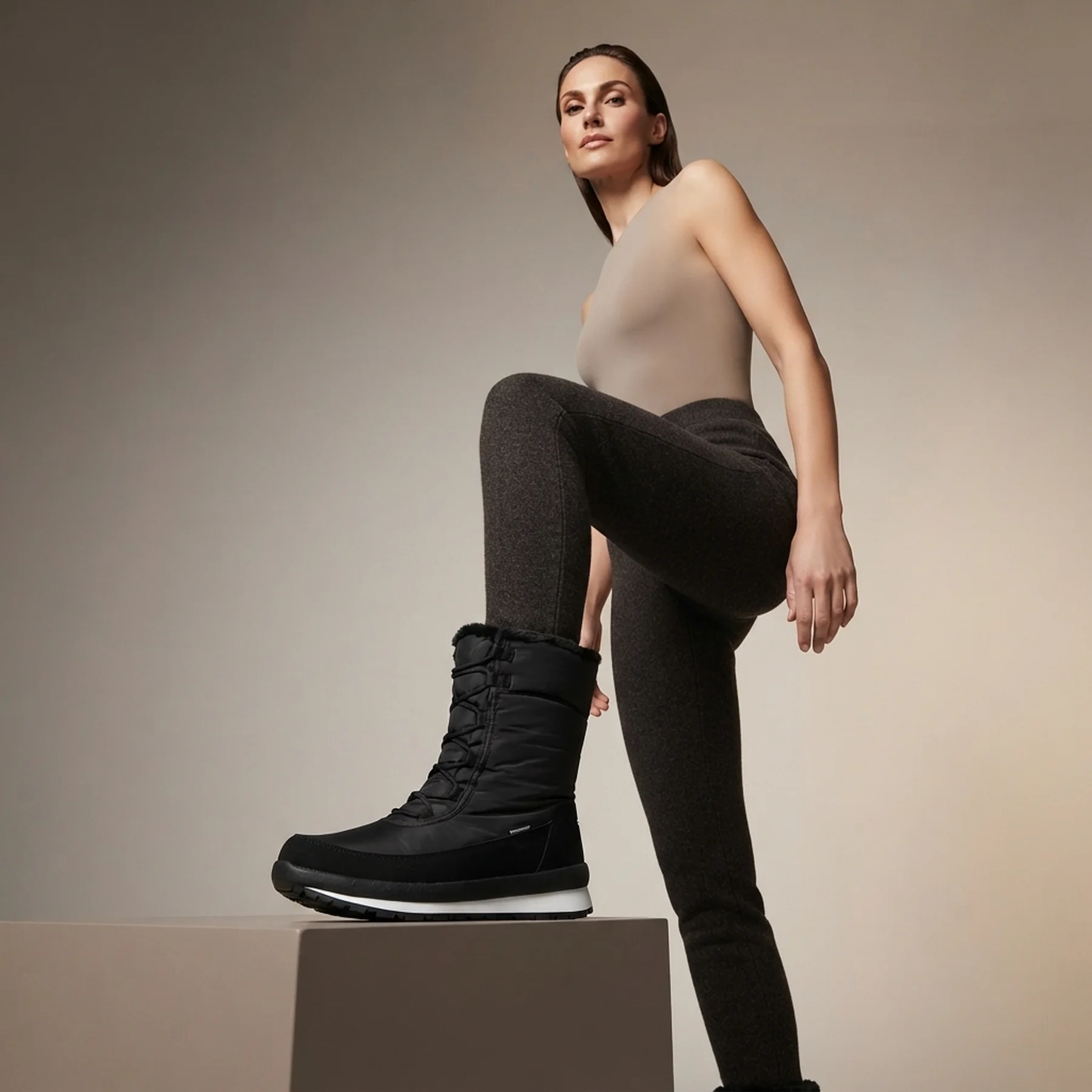 Черевики жіночі Cmp Harma Wmn Snow Boot (39Q4976-U901)