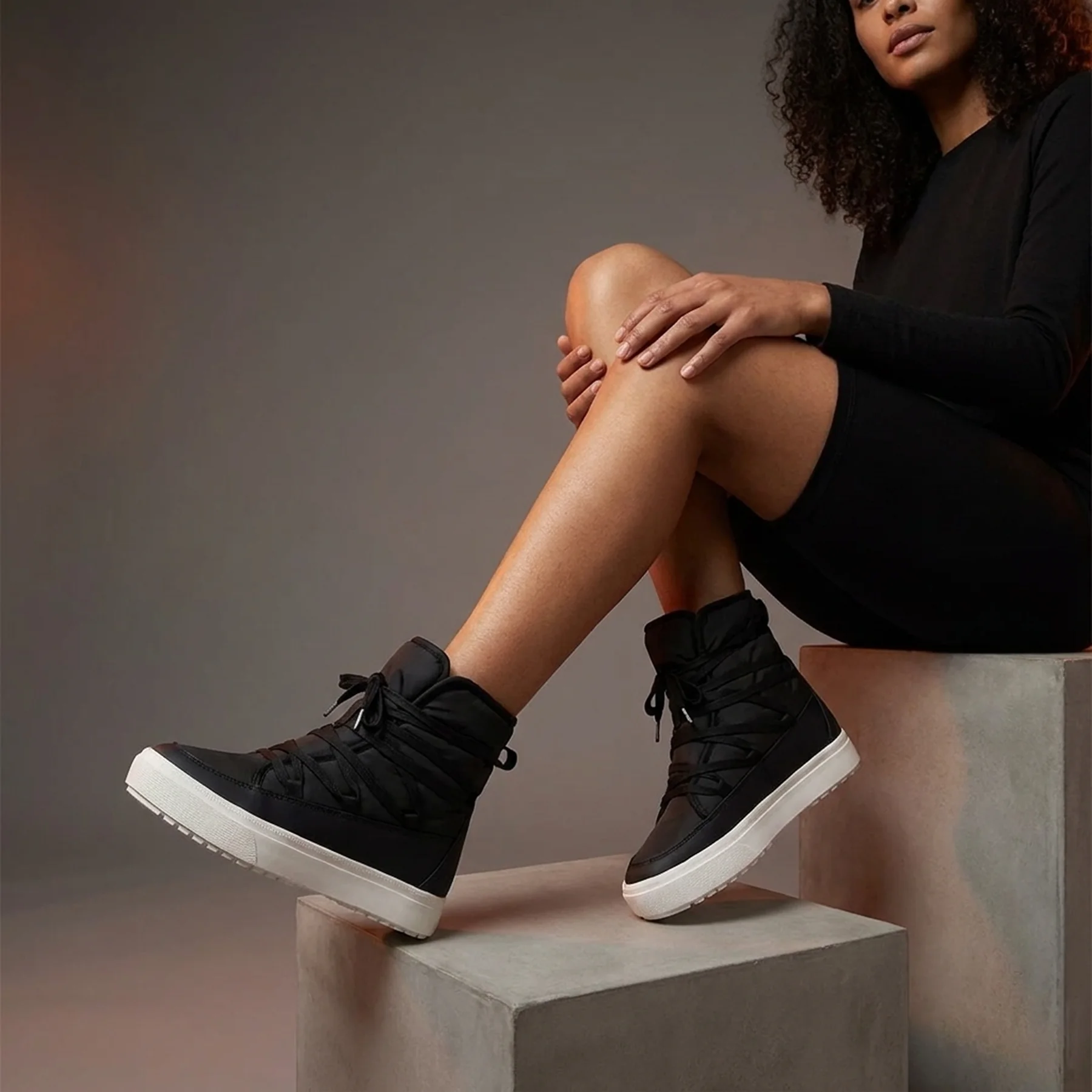Черевики жіночі Native Chamonix Jiffy Black/Shell White (41106000-1105)