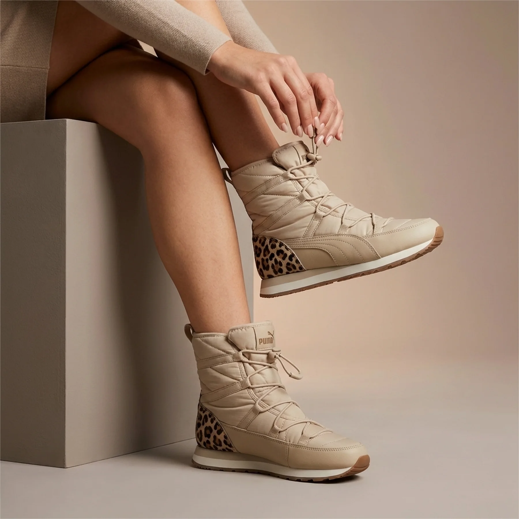 Черевики жіночі Puma Snowbae Beige (398890-01)