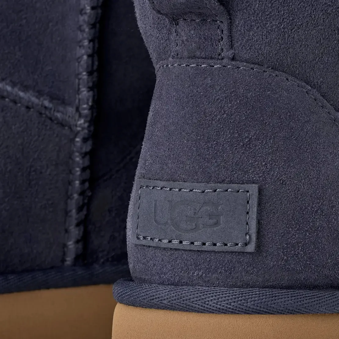Черевики жіночі UGG Classic Mini II