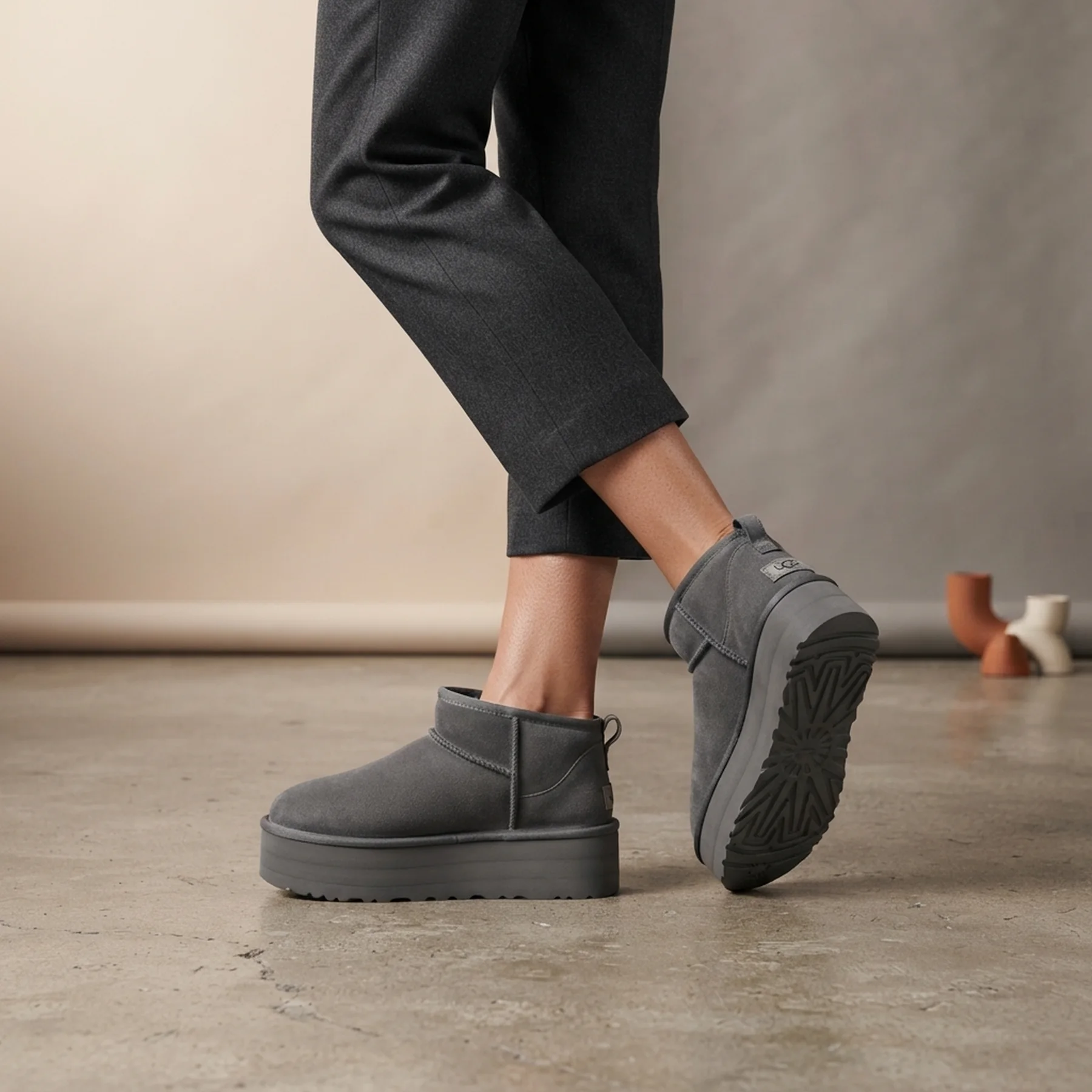 Черевики жіночі Ugg Classic Ultra Mini (1135092-DRI)