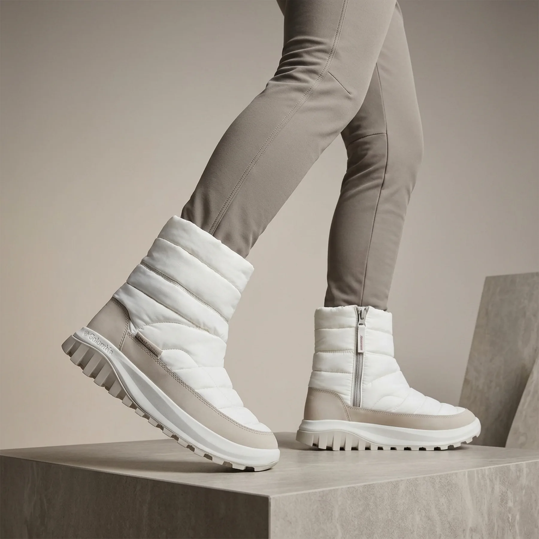 Чоботи утеплені SNOWTROT MID 2075111CLB-125 Columbia 5 (34.5) Бежевий