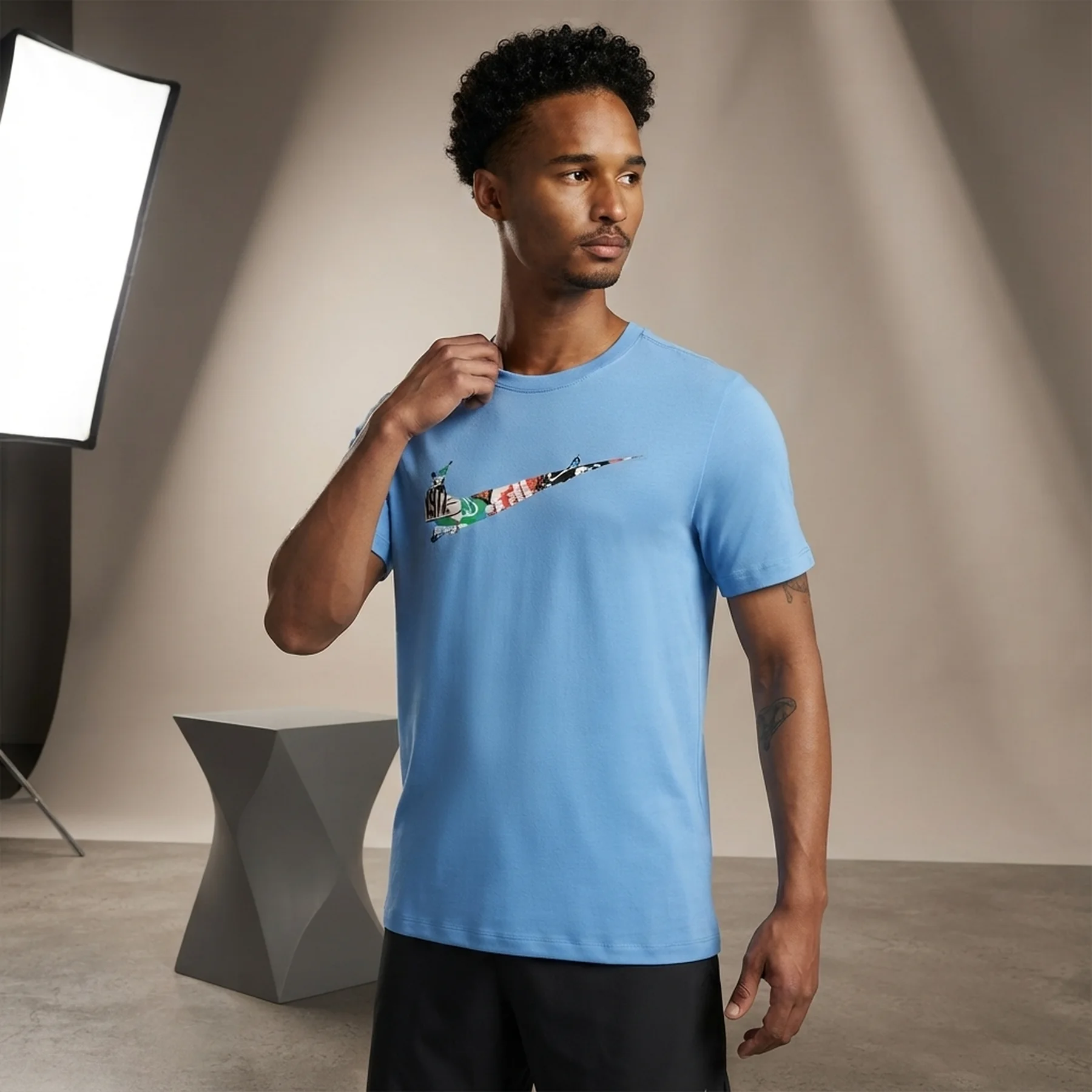 Чоловіча футболка NIKE DRI-FIT RUNNING ENERGY HJ3658-412