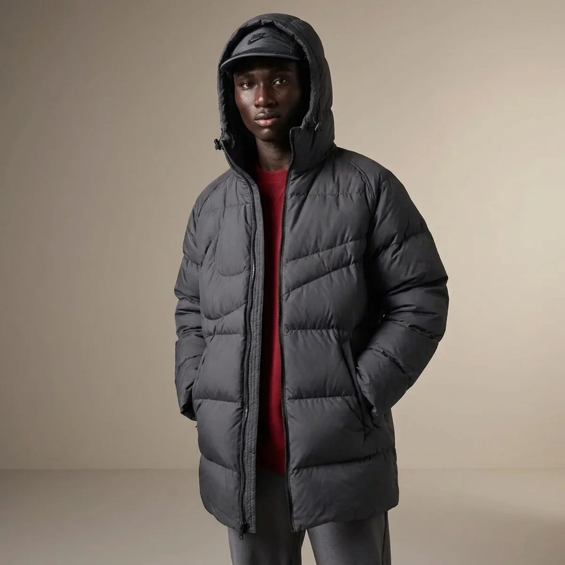 Чоловіча куртка NIKE M NK TF CLUB PARKA HD MAX 700 IH2377-010