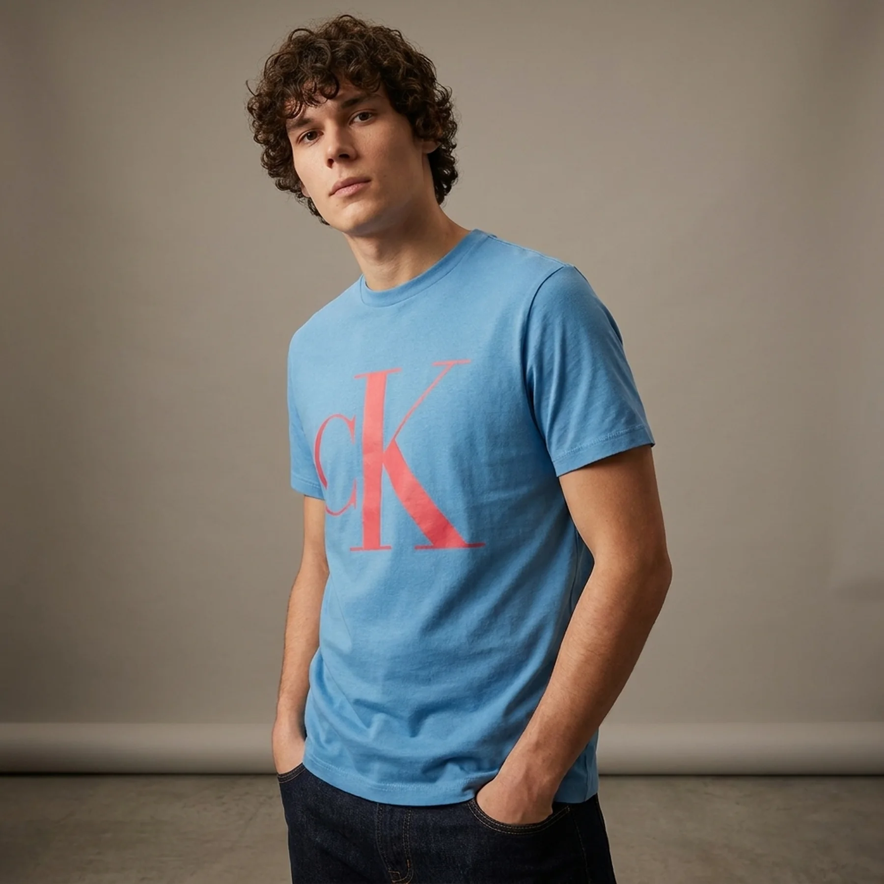 Чоловічі стильні футболки Calvin Klein 1159776733