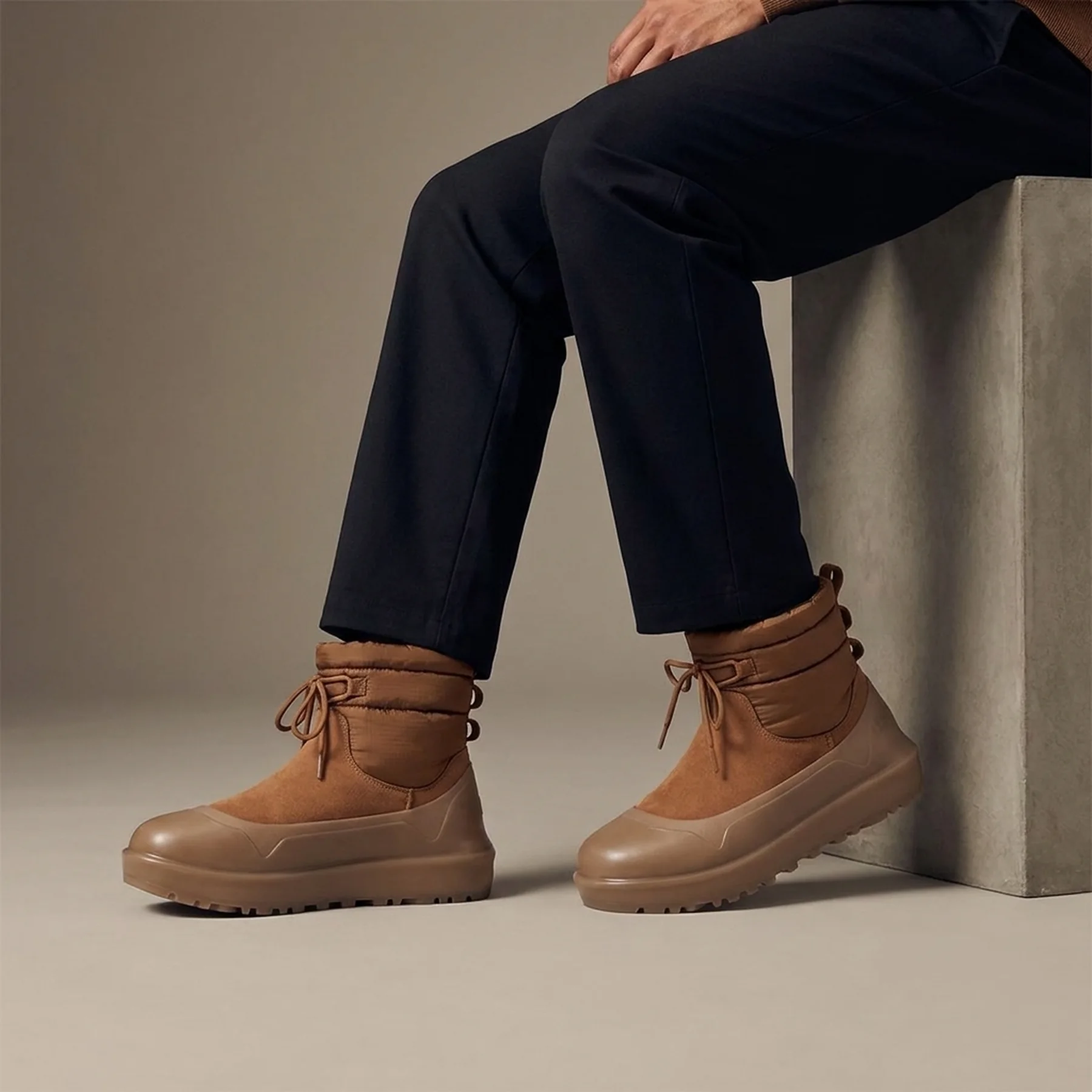 Чоловічі черевики Classic Mini Mod UGG на хутрі 45
