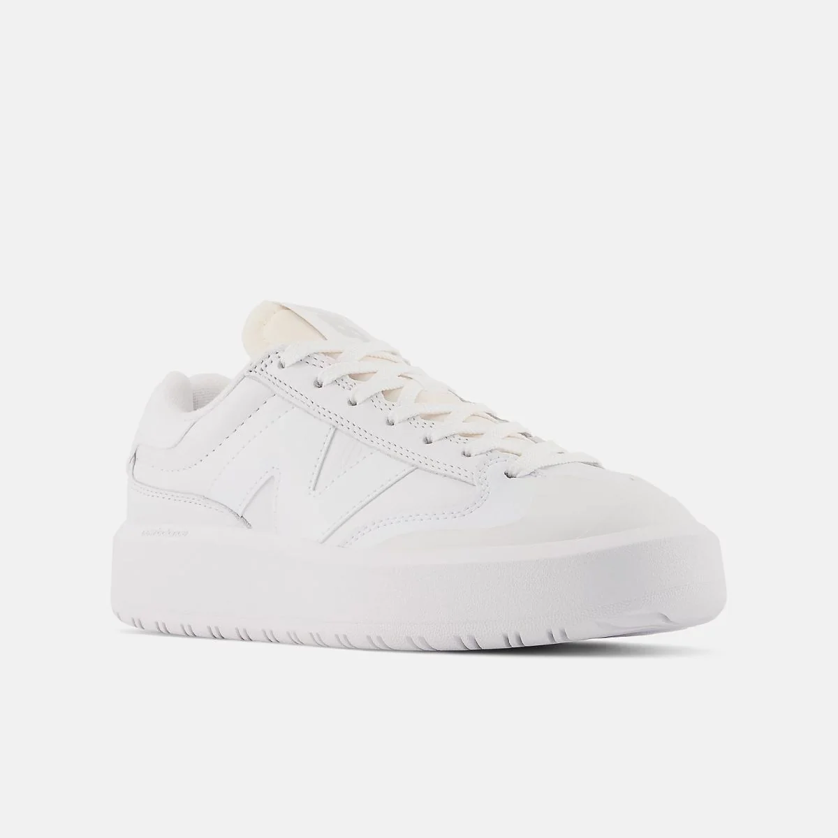 Чоловічі кросівки New Balance CT302 45