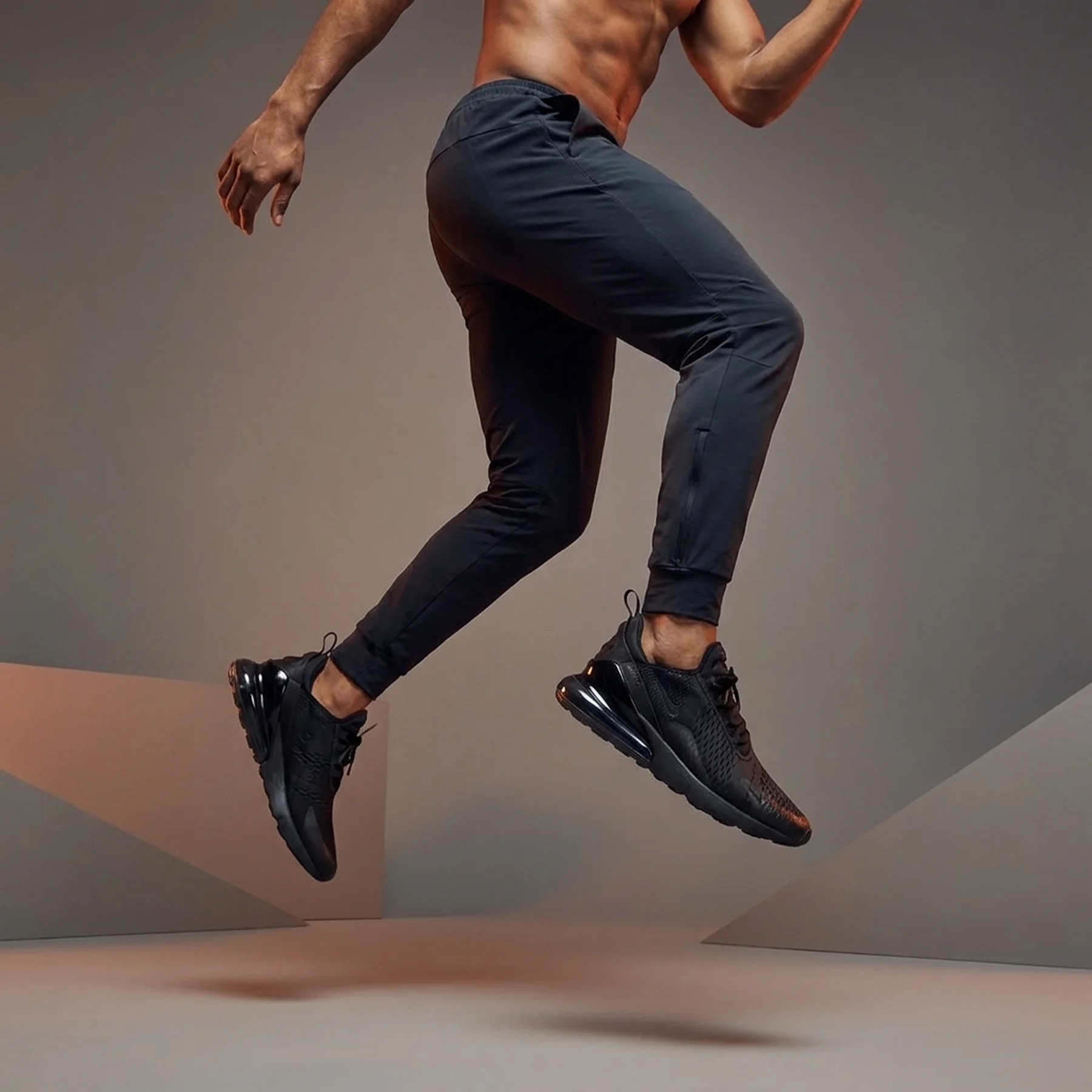Чоловічі кросівки Nike Air Max 270 (AH8050 005) 42.5 (27 см.)