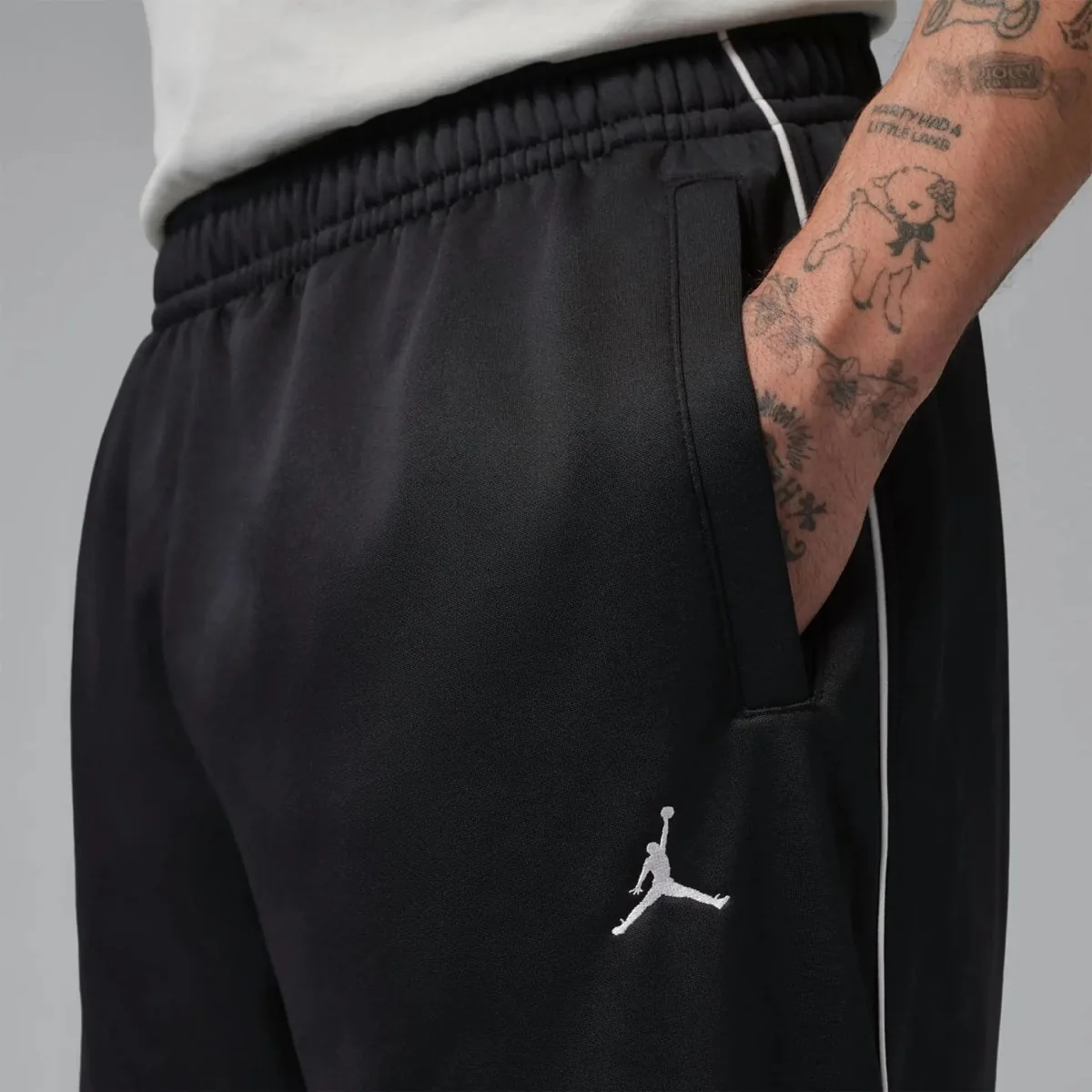 Чоловічі штани JORDAN M J BRK TRICOT TRACK SUIT PNT IO0747-010