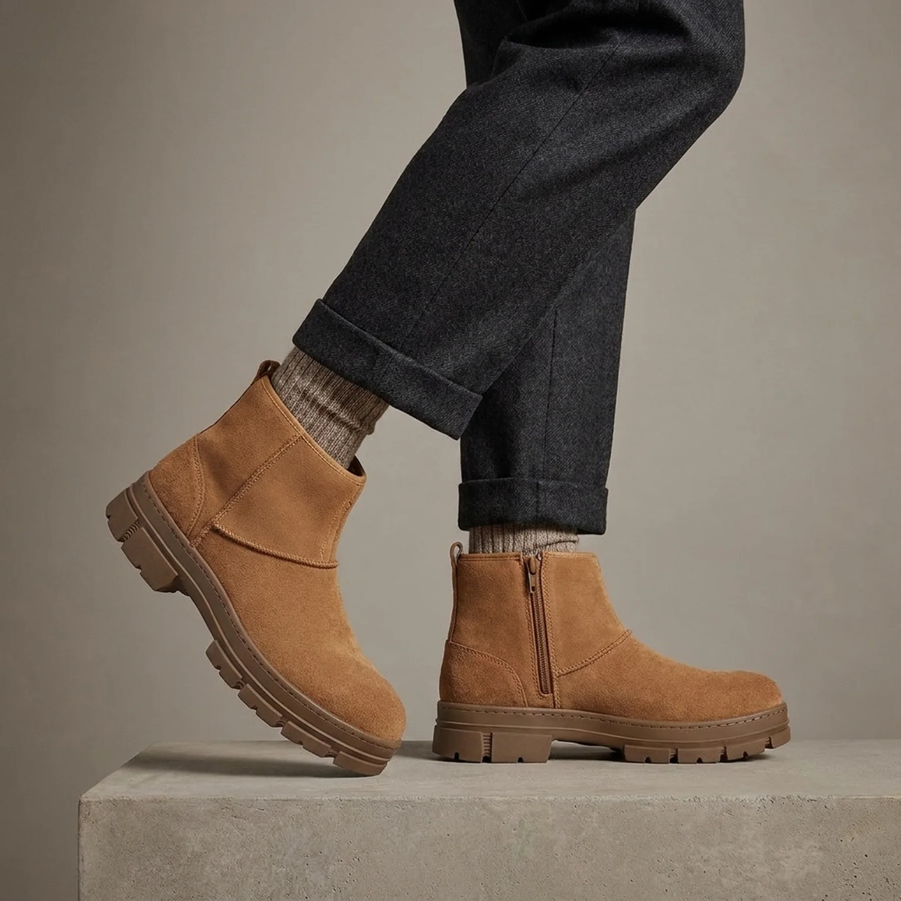 Чоловічі замшеві черевики UGG 44