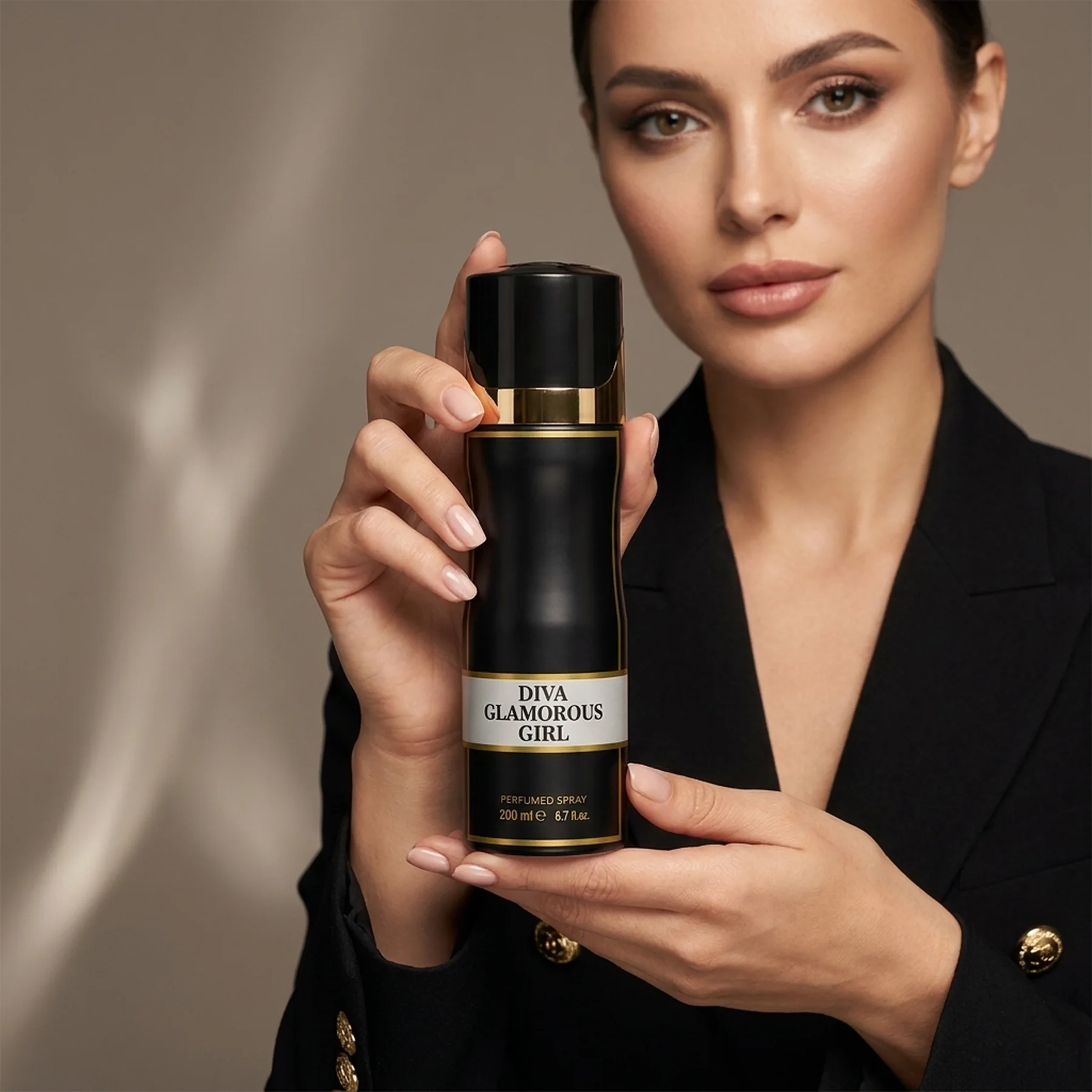 Дезодорант для женщин Fragrance World Diva Glamorous Girl 200 мл