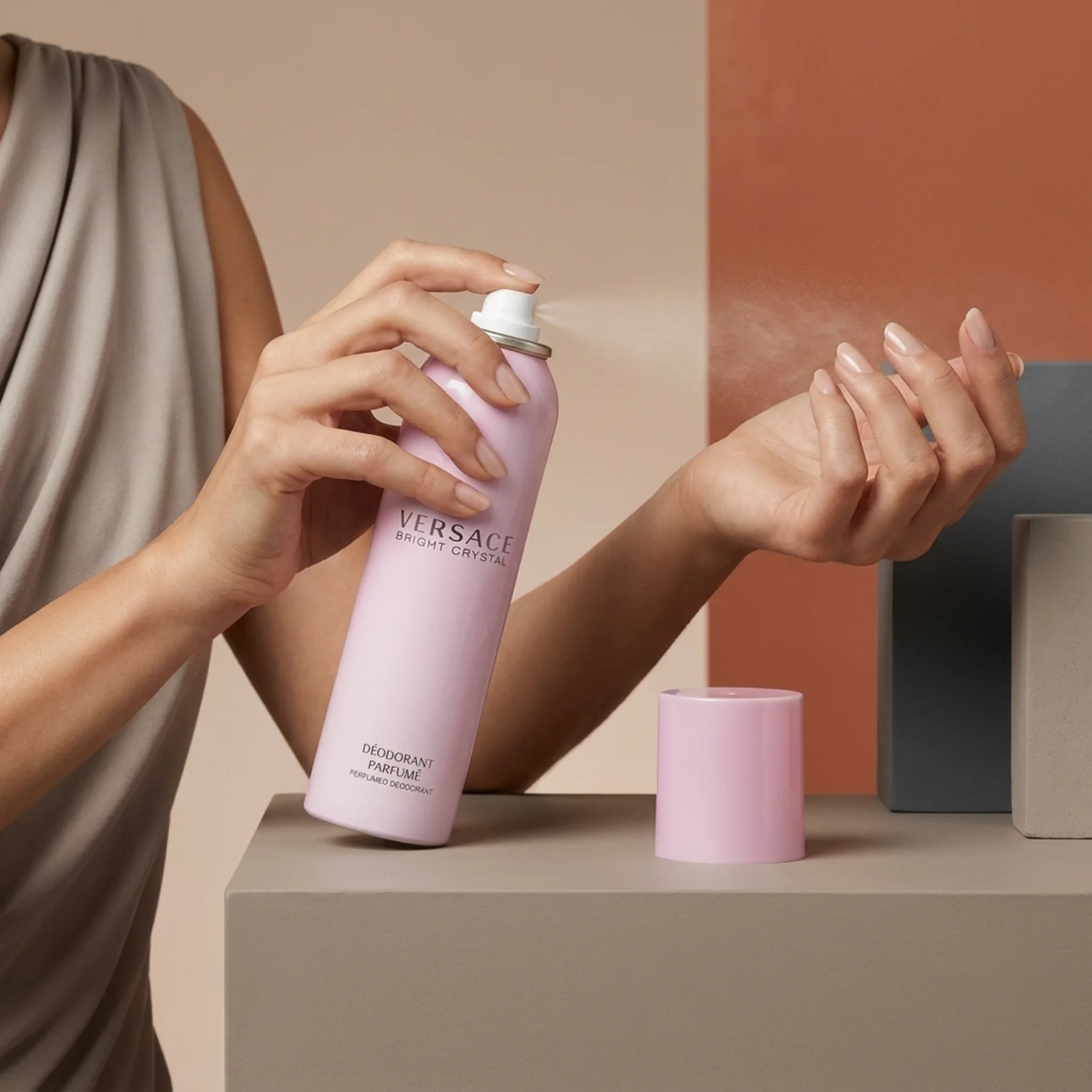 Дезодорант для женщин Versace Bright Crystal 50 мл