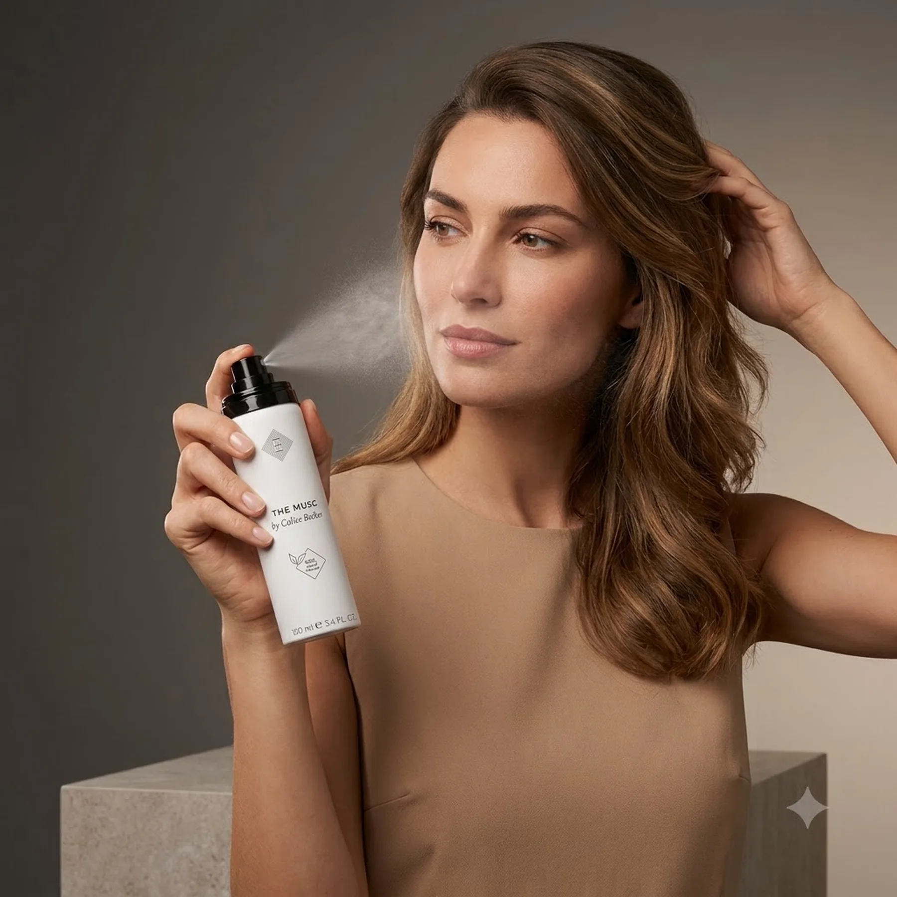 Дымка для волос для женщин Essential Parfums The Musc 100 мл