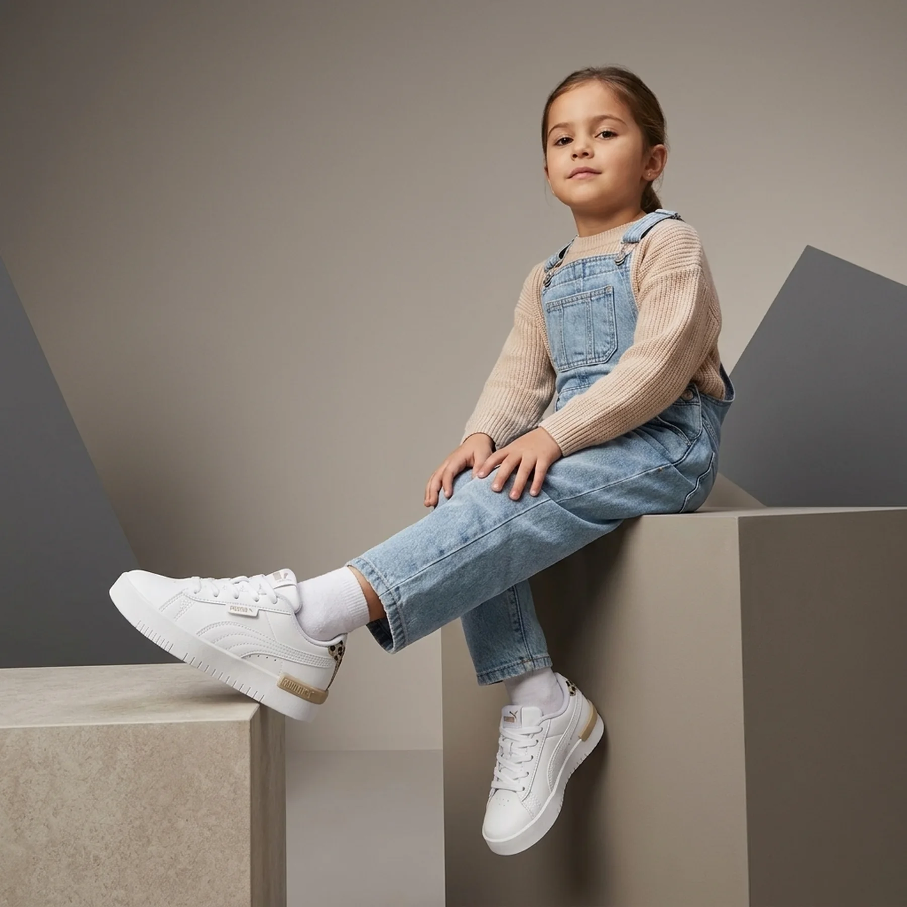 Дитячі кросівки PUMA Jada Animal 28