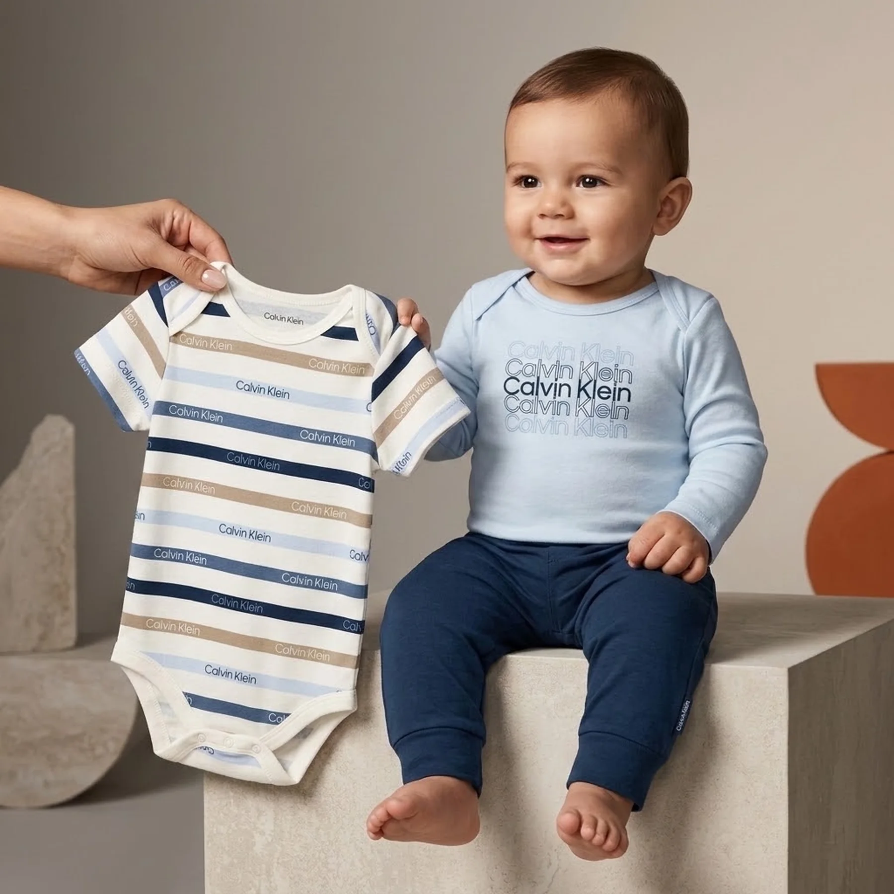 Дитячий комплект Calvin Klein два боді та штани 1159829027