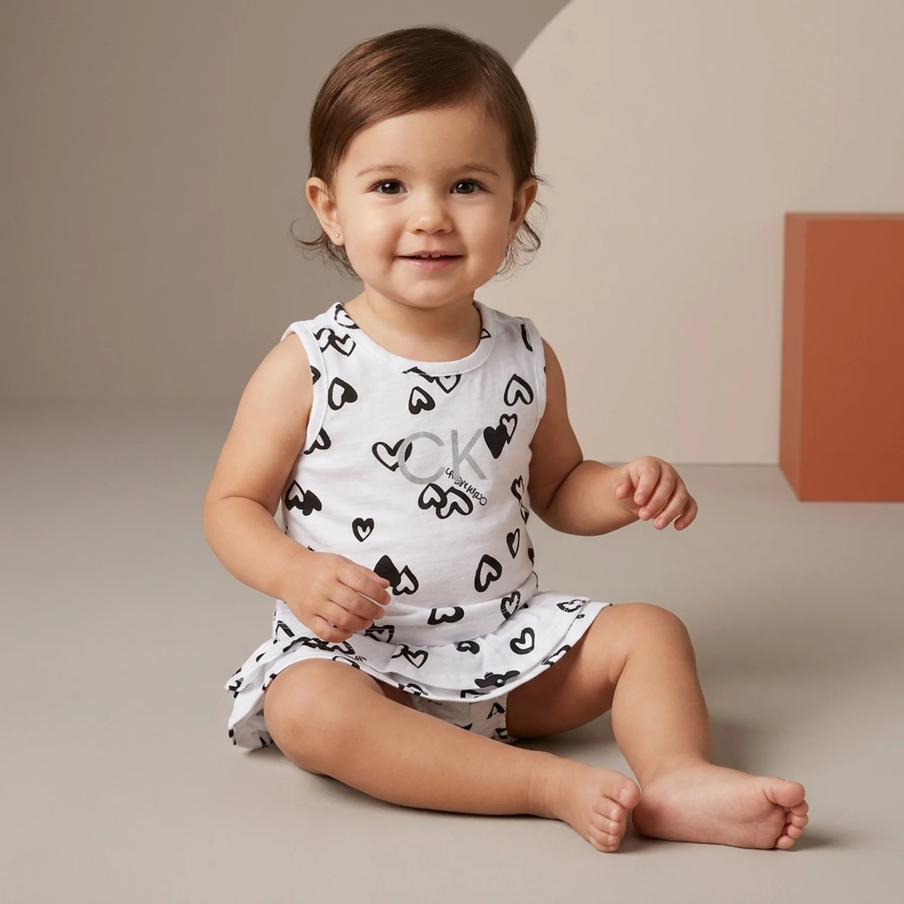 Дитячий комплект Calvin Klein маєчка та трусики 1159817555