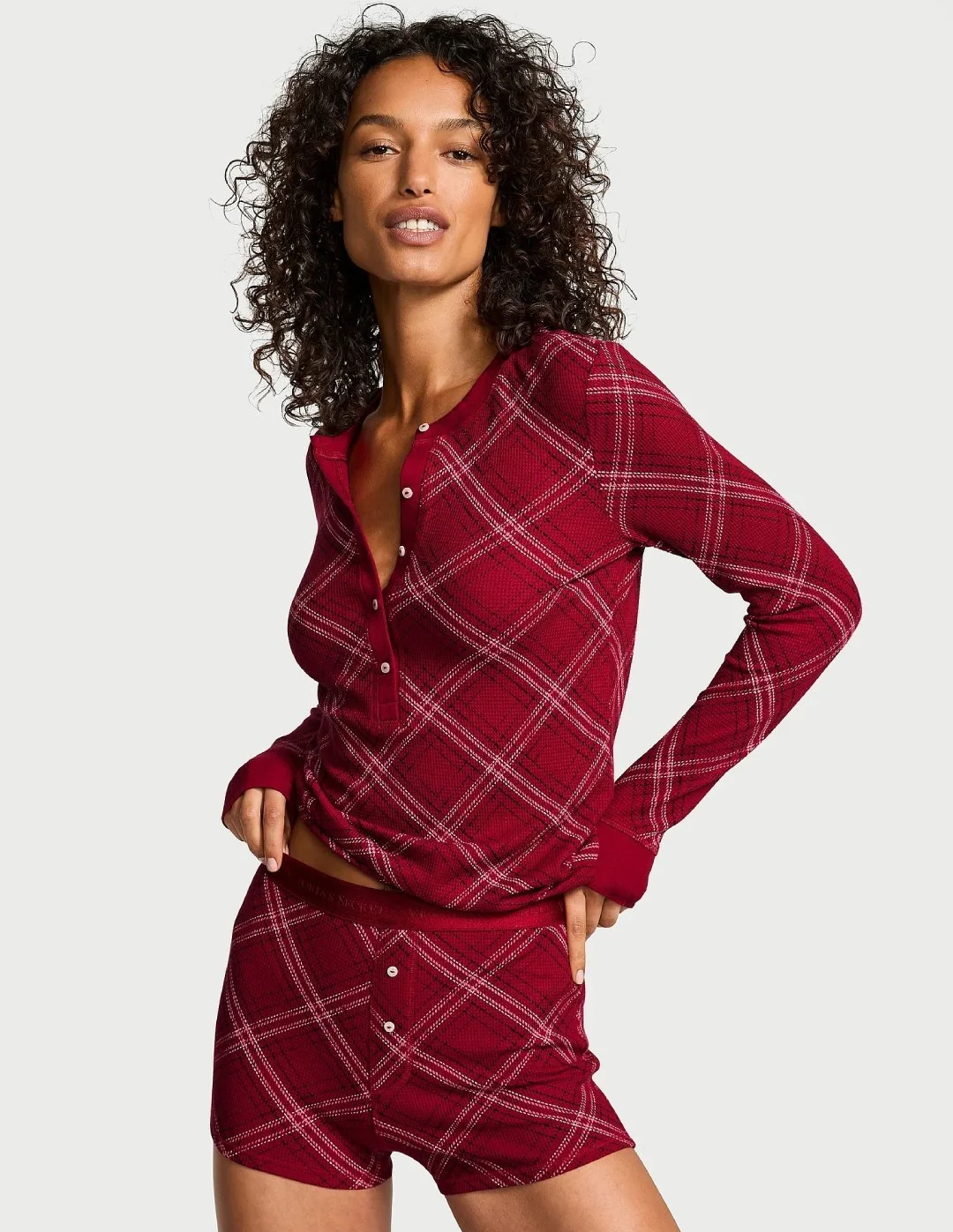 Домашній комплект Victoria's Secret кофта та шорти 1159856320 — Одяг