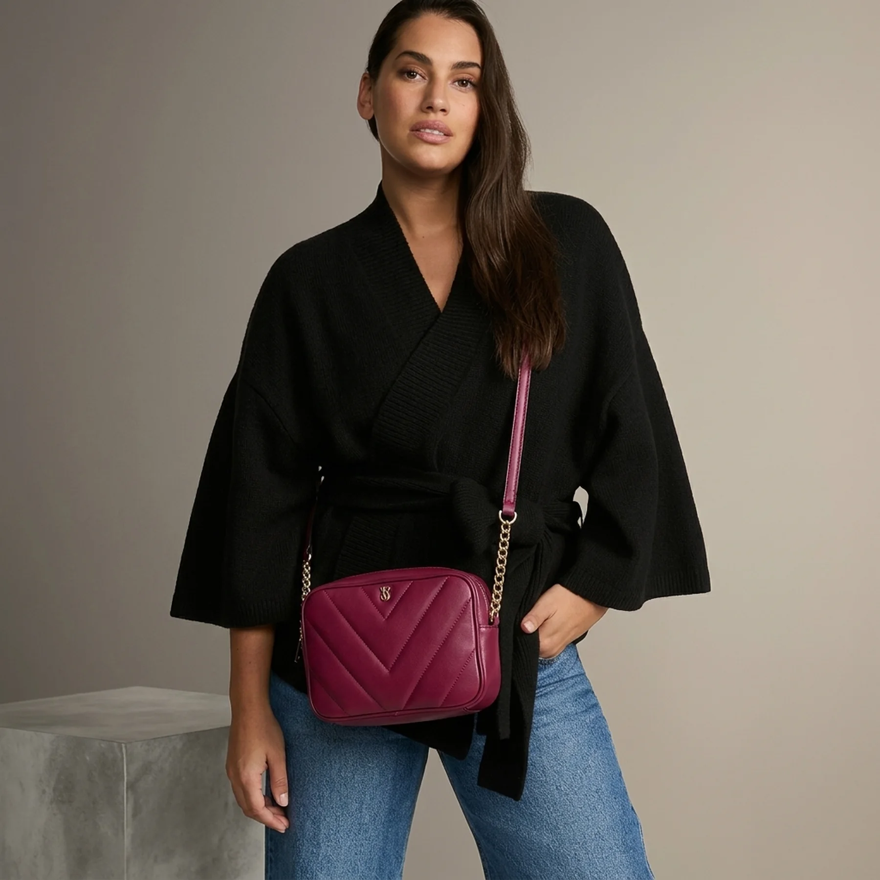 Елегантна жіноча сумка Victoria's Secret кроссбоді на блискавці 1159824090 (Бордовий One Size)
