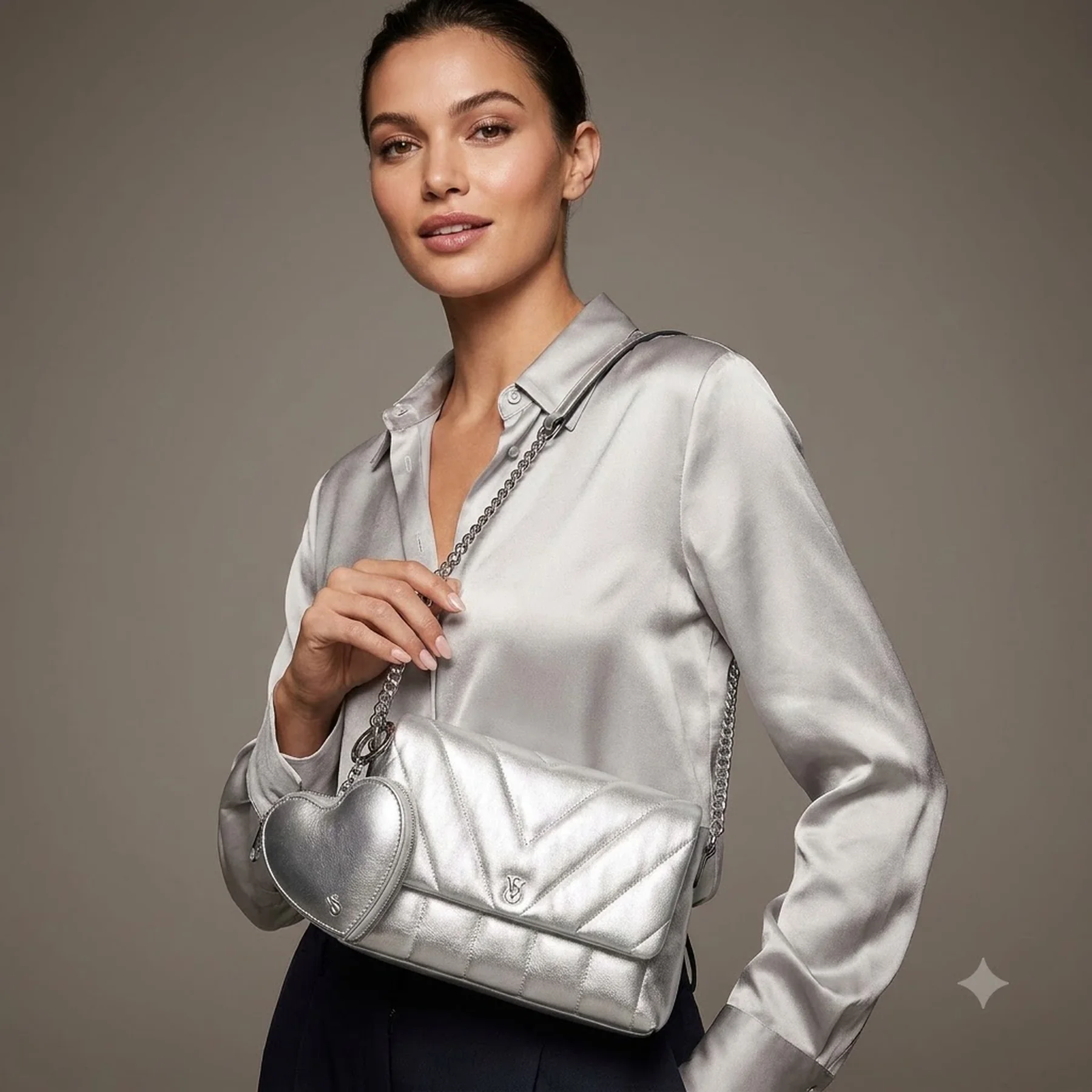 Елегантний жіночий набір Victoria's Secret сумка кроссбоді та міні гаманець у формі серця 1159829795 (Срібний
