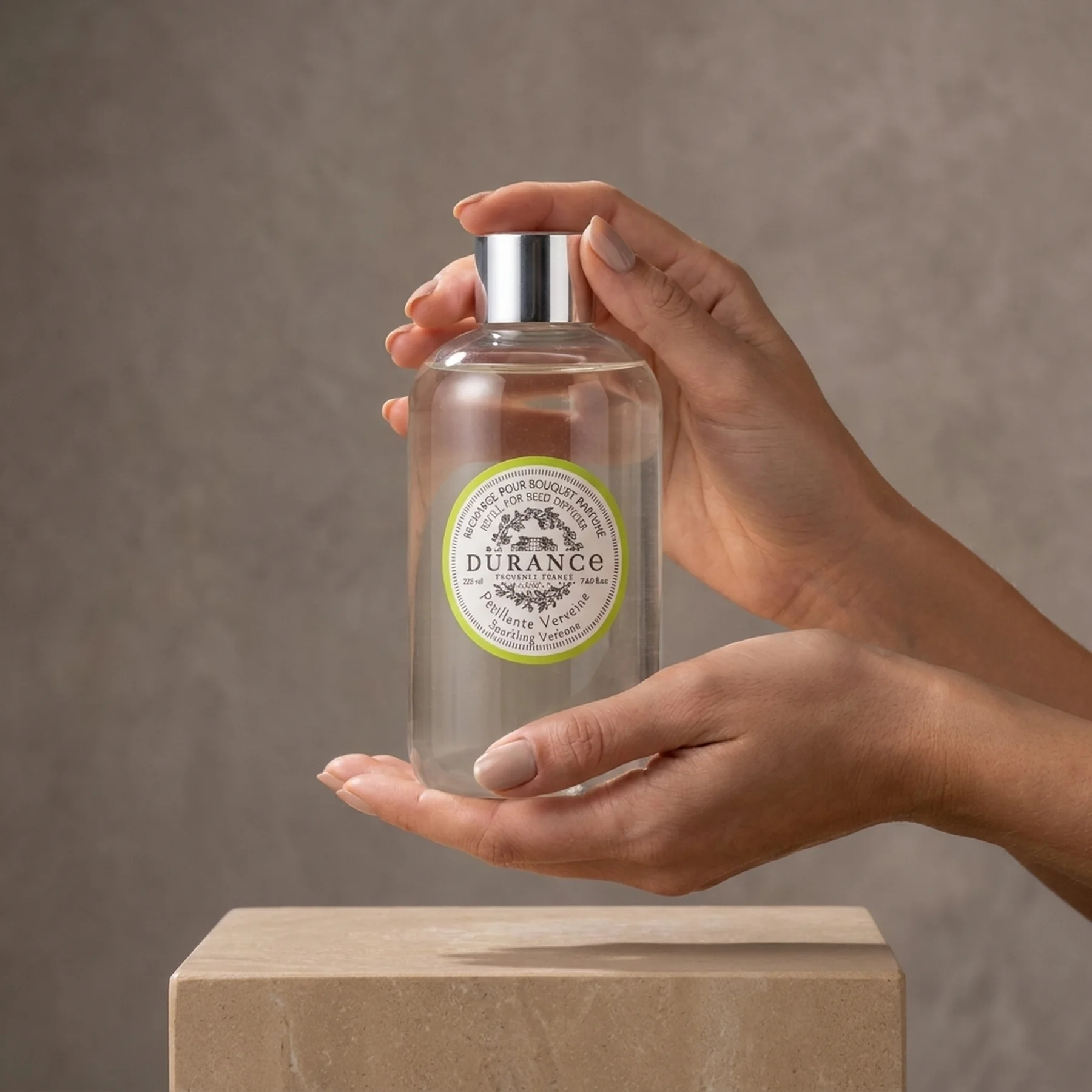 Эссенция парфюмированная для дома Durance Refill Bouquet Parfume Les Eternelles 225 мл Ігриста вербена