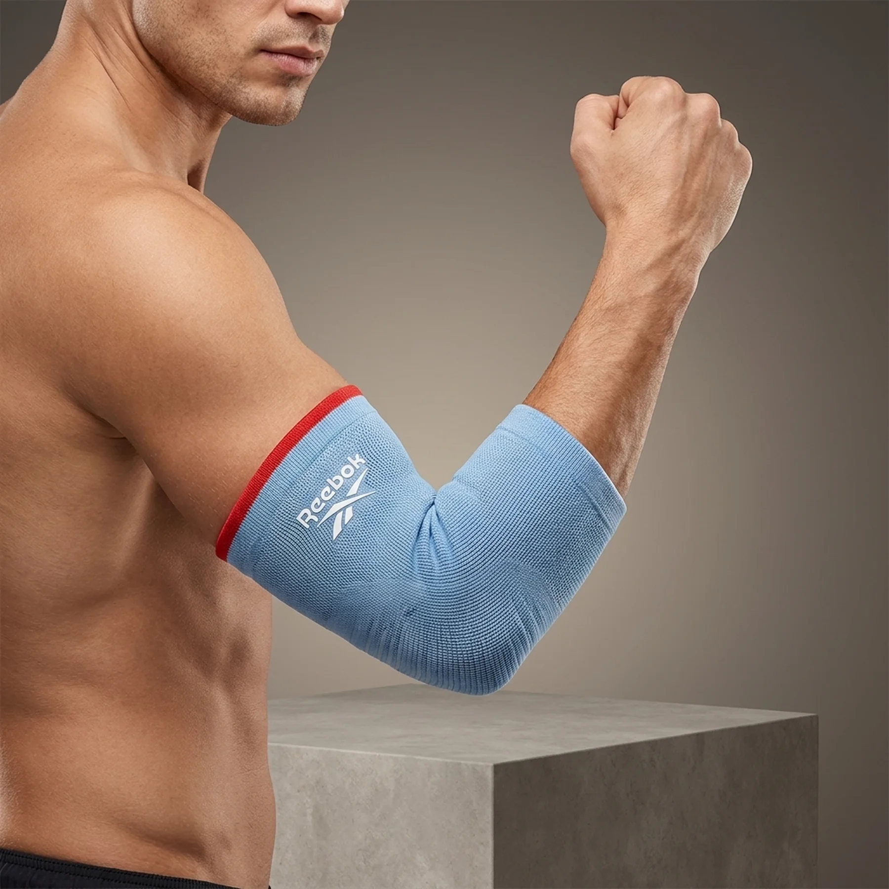 Фіксатор ліктів Reebok Speedwick Elbow Support (RRSU-14524)