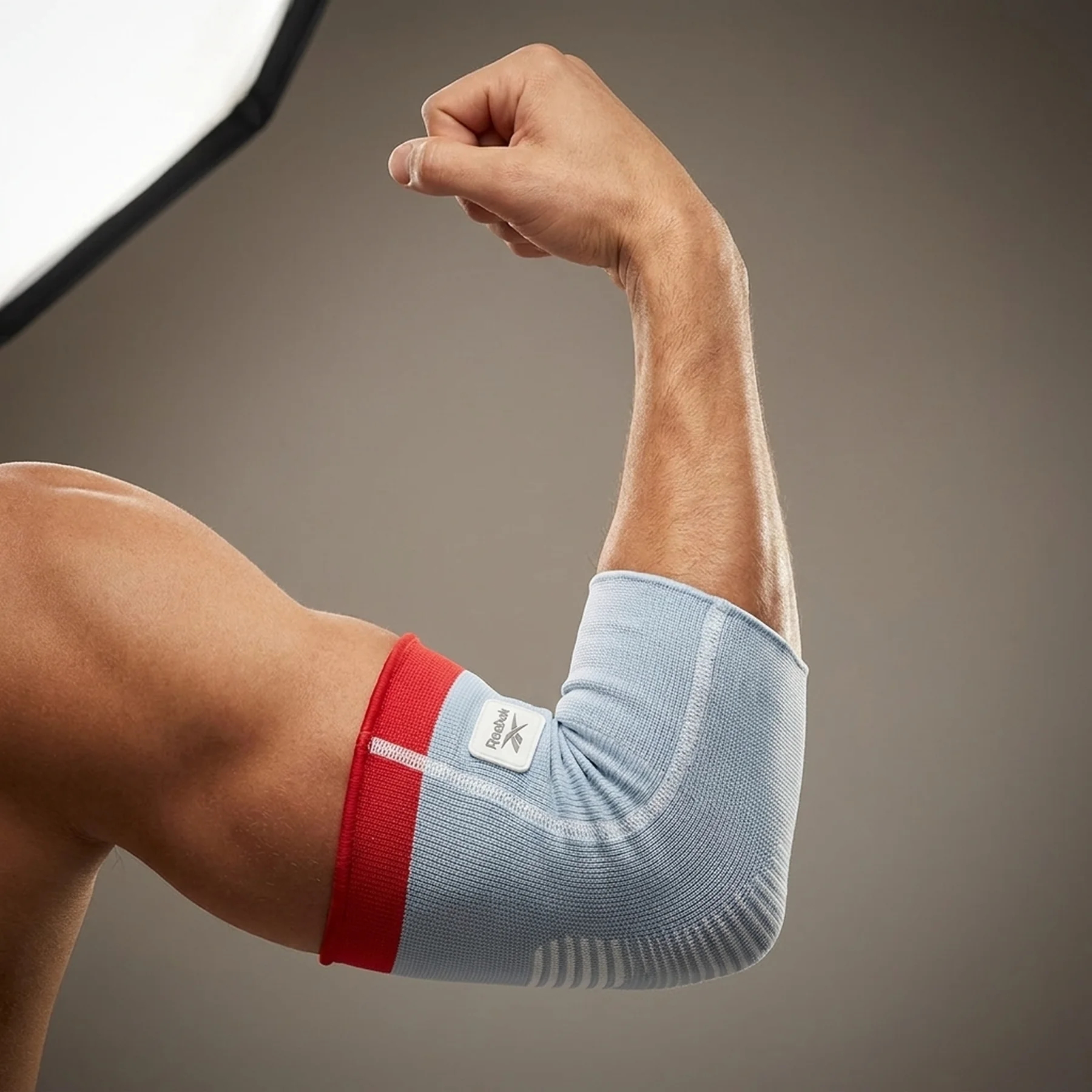 Фіксатор ліктів Reebok Speedwick Elbow Support (RRSU-14525)