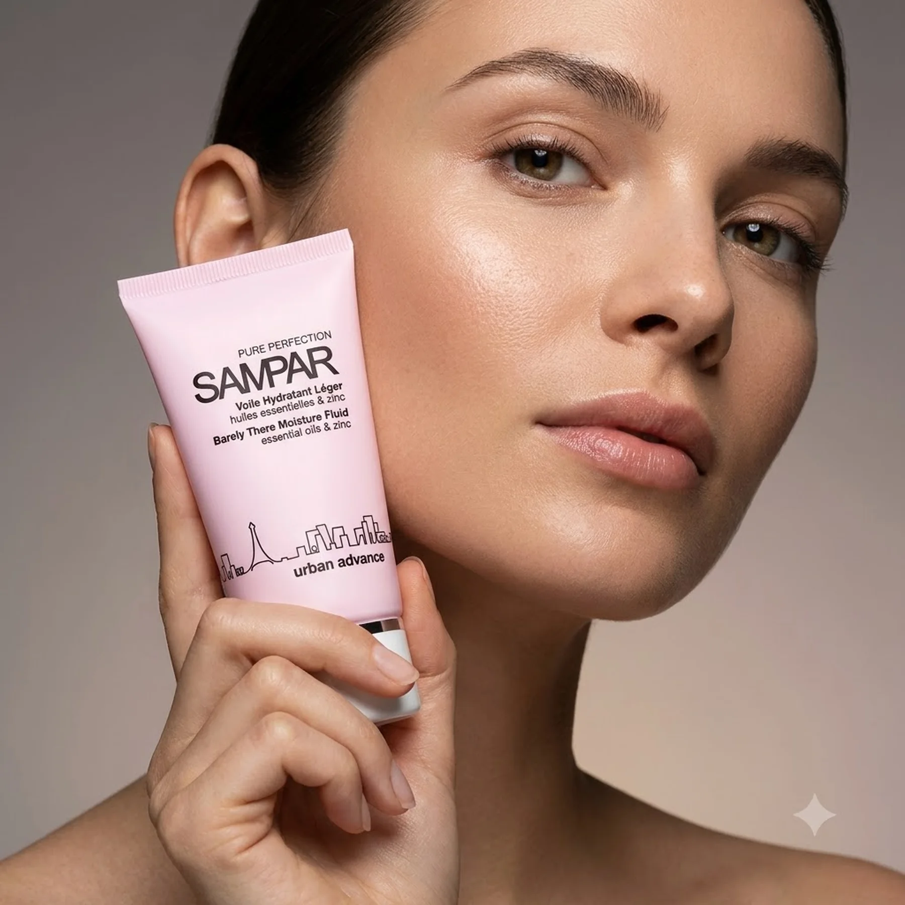 Флюид для жирной и комбинированной кожи SAMPAR Barely There Moisture Fluid 50 мл