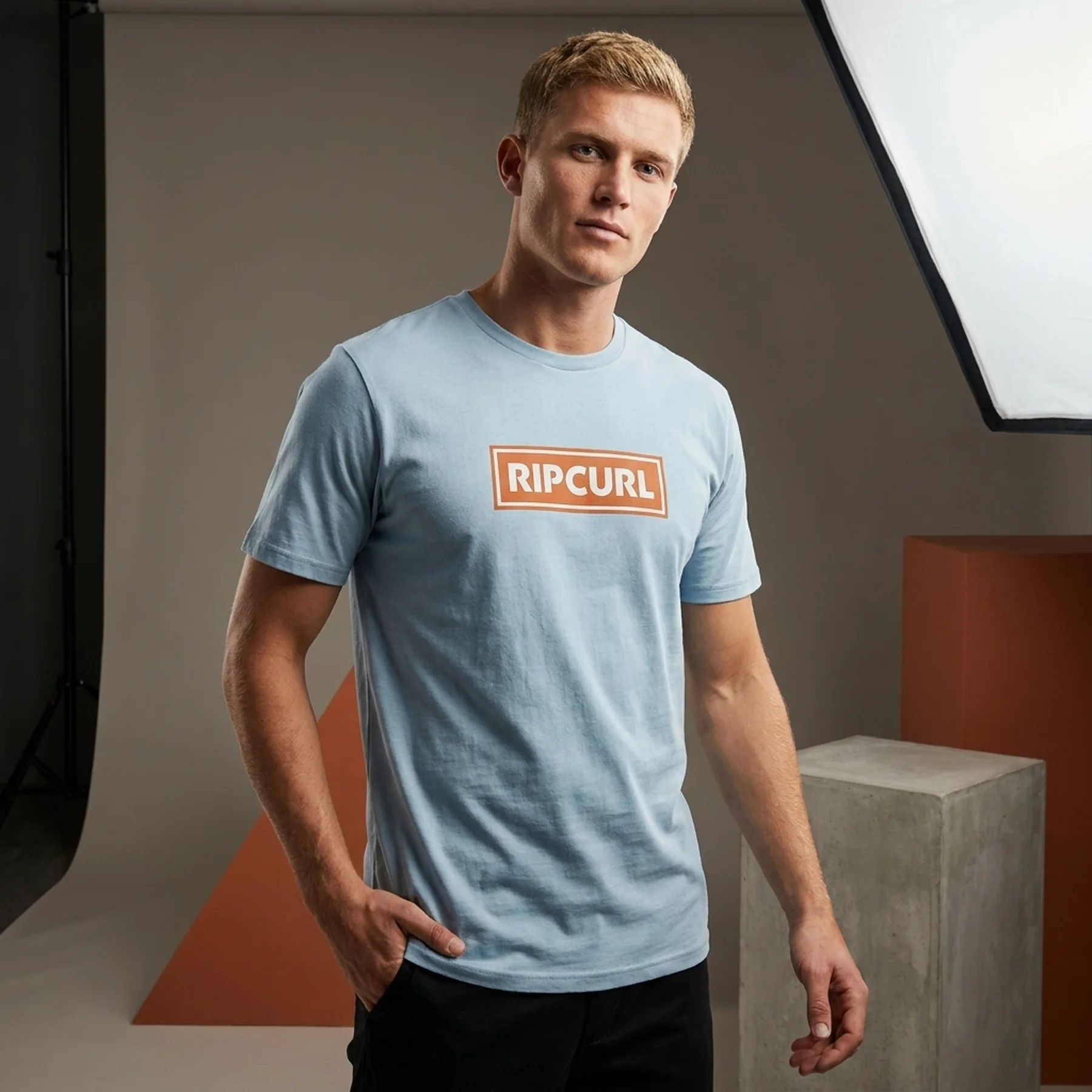Футболка 01AMTE-46 Rip Curl S Блакитний