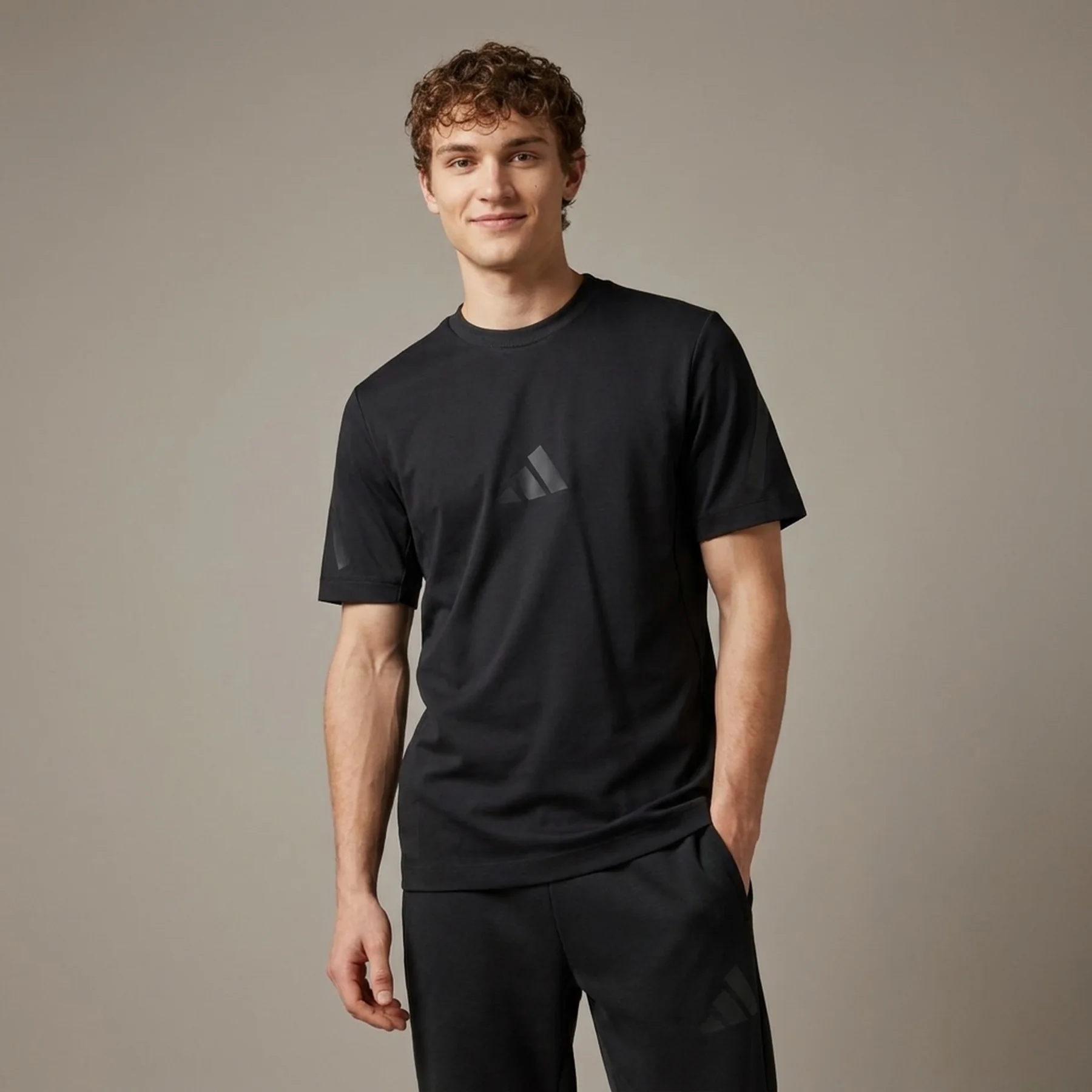 Футболка чоловіча adidas Z.N.E. Sportswear JE3069