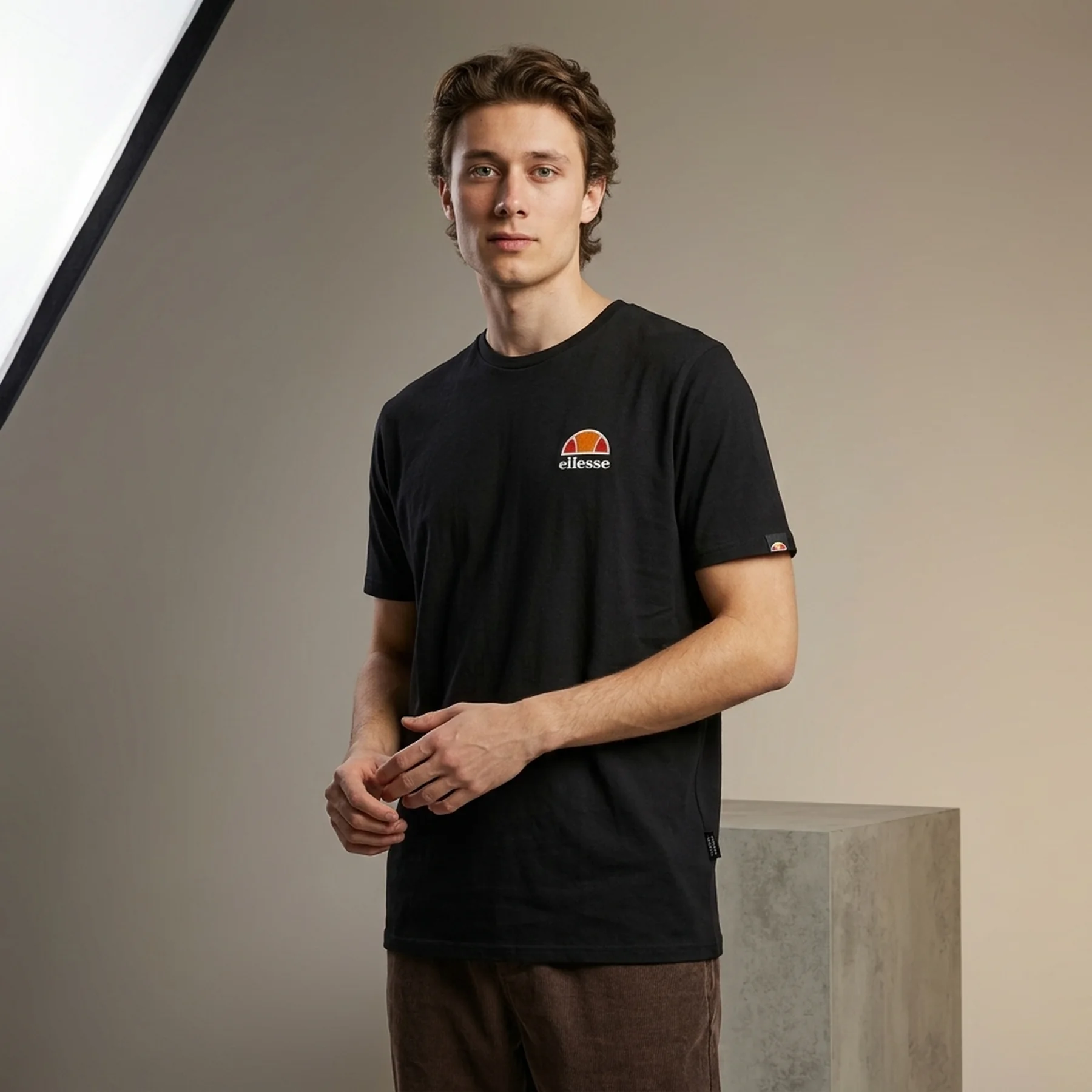 Футболка чоловіча Ellesse Canaletto Tee (SHS04548-001)