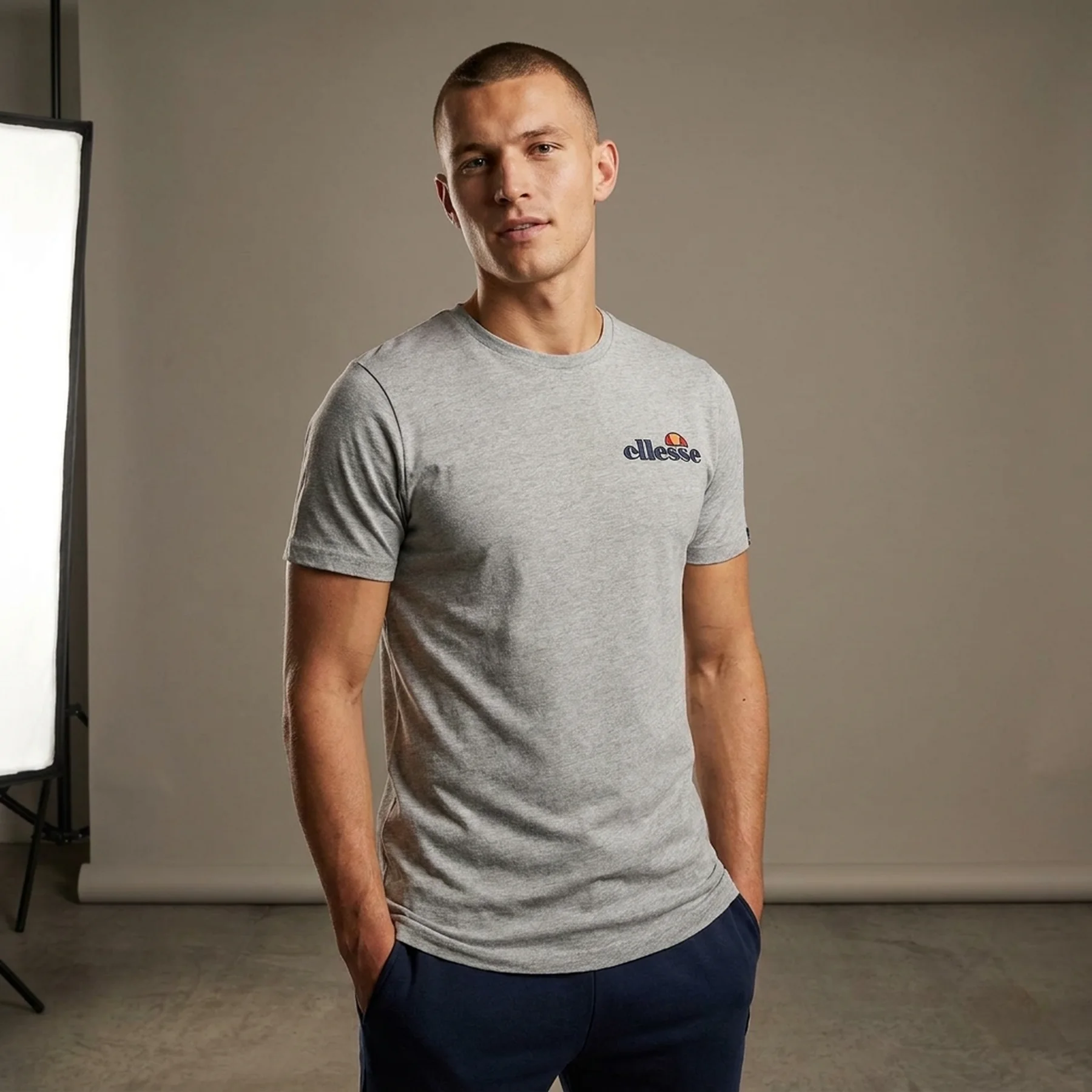 Футболка чоловіча Ellesse Voodoo Tee (SHB06835-112)