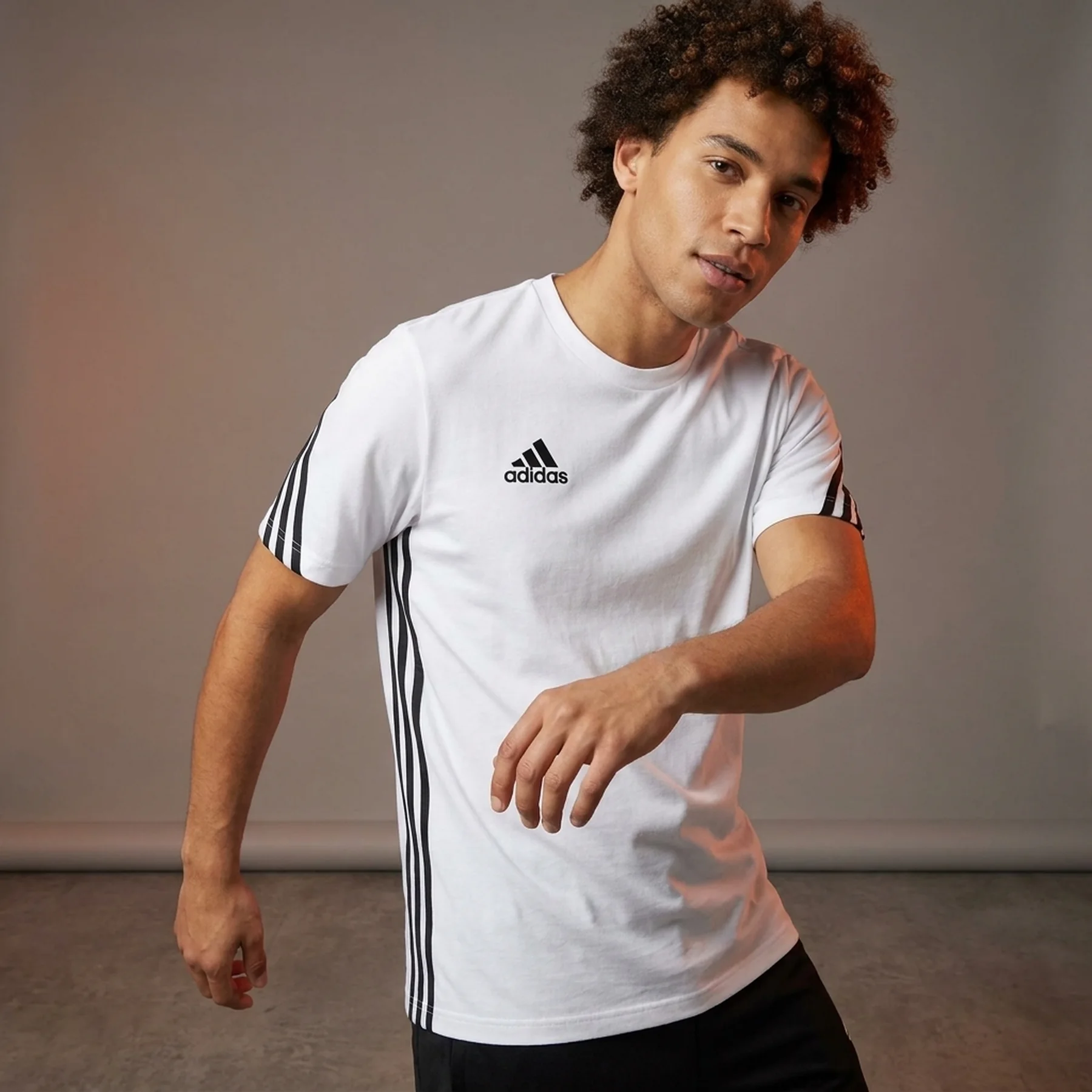 Футболка чоловіча Future Icons 3-Stripes Sportswear JJ4159