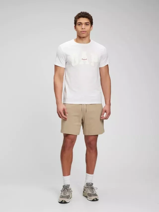 Футболка чоловіча Gap V-Logo Orig Arch White (471777-08)