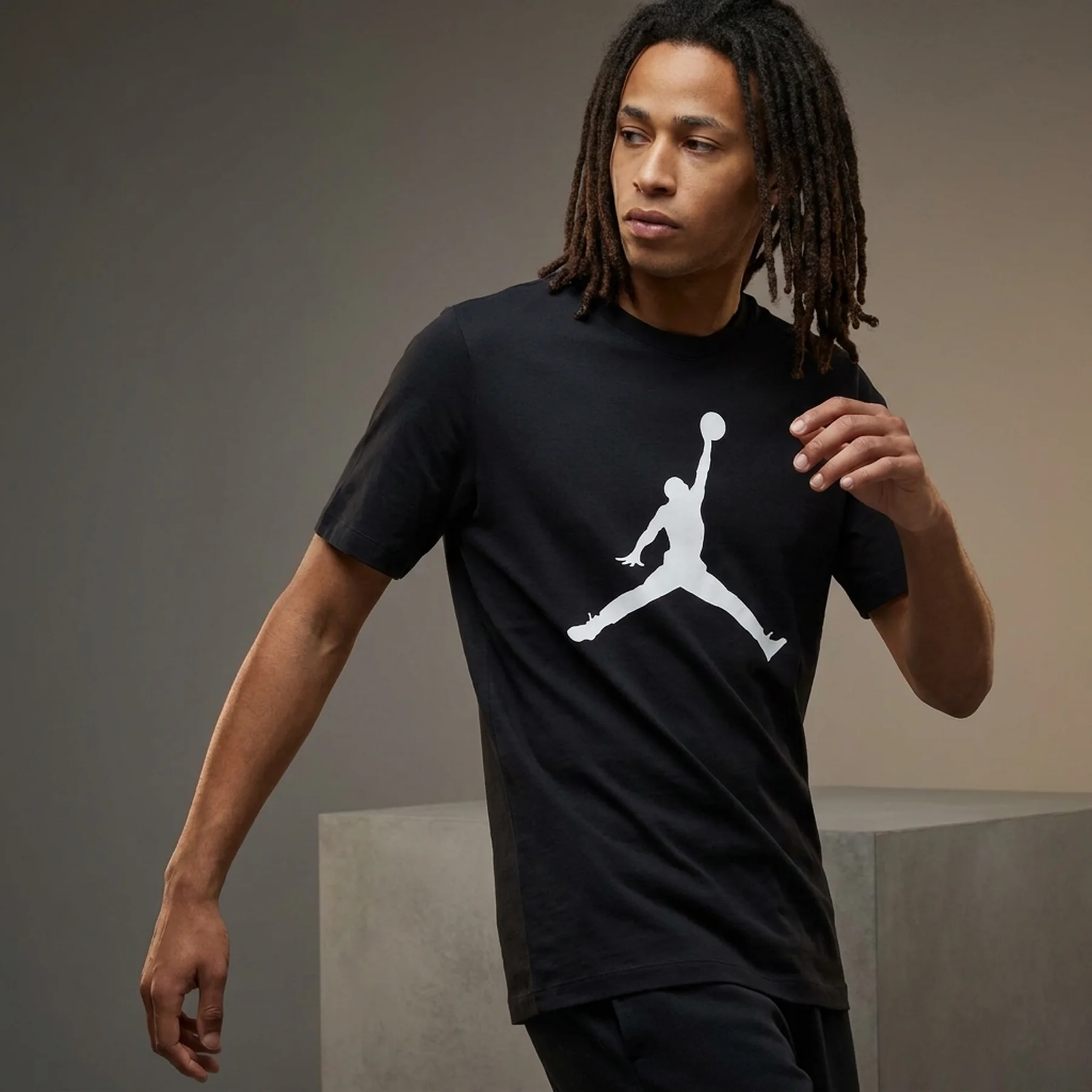Футболка чоловіча Jordan Air Jumpman (IF5568-010)
