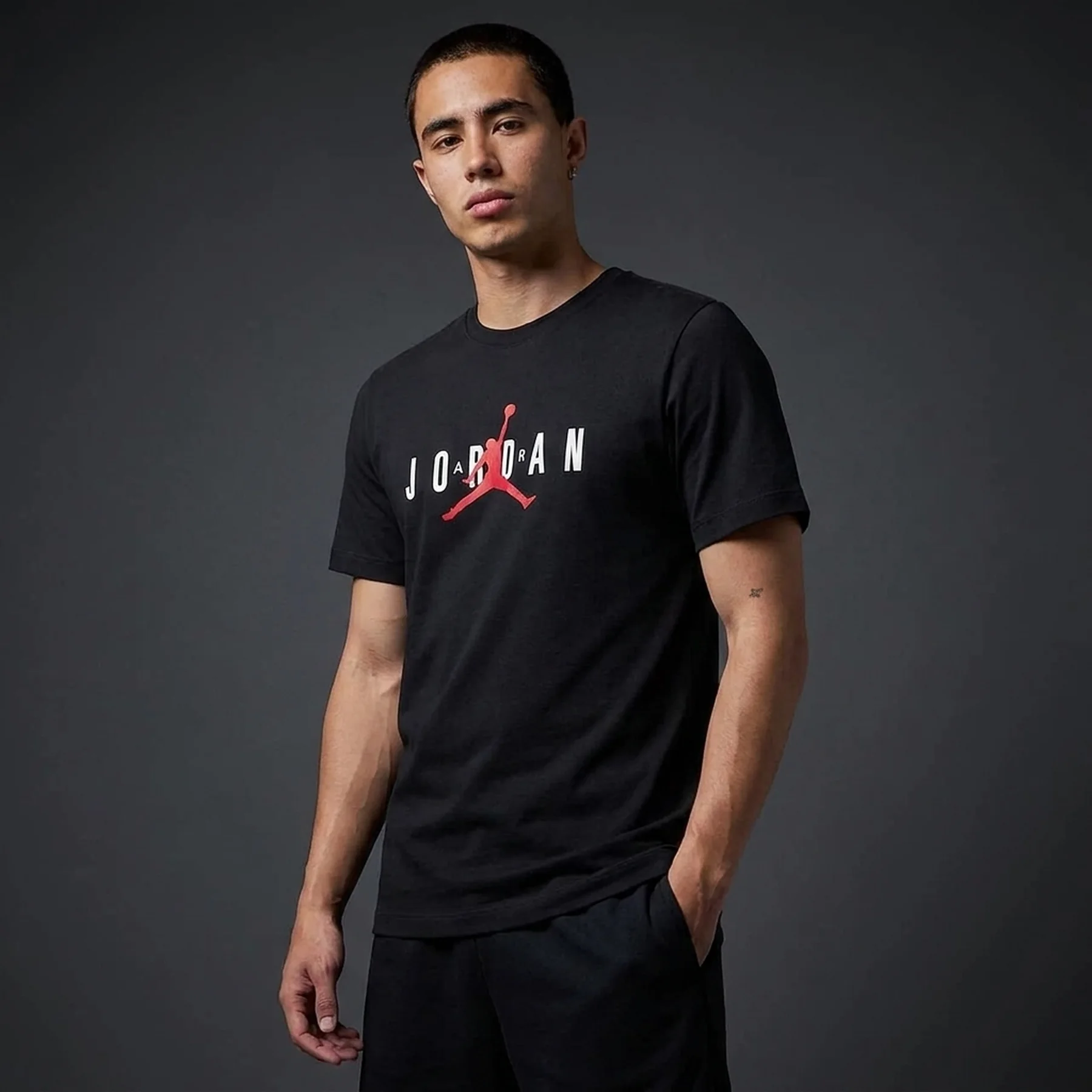 Футболка чоловіча Jordan Air Stretch T-Shirt (HQ1893-010)