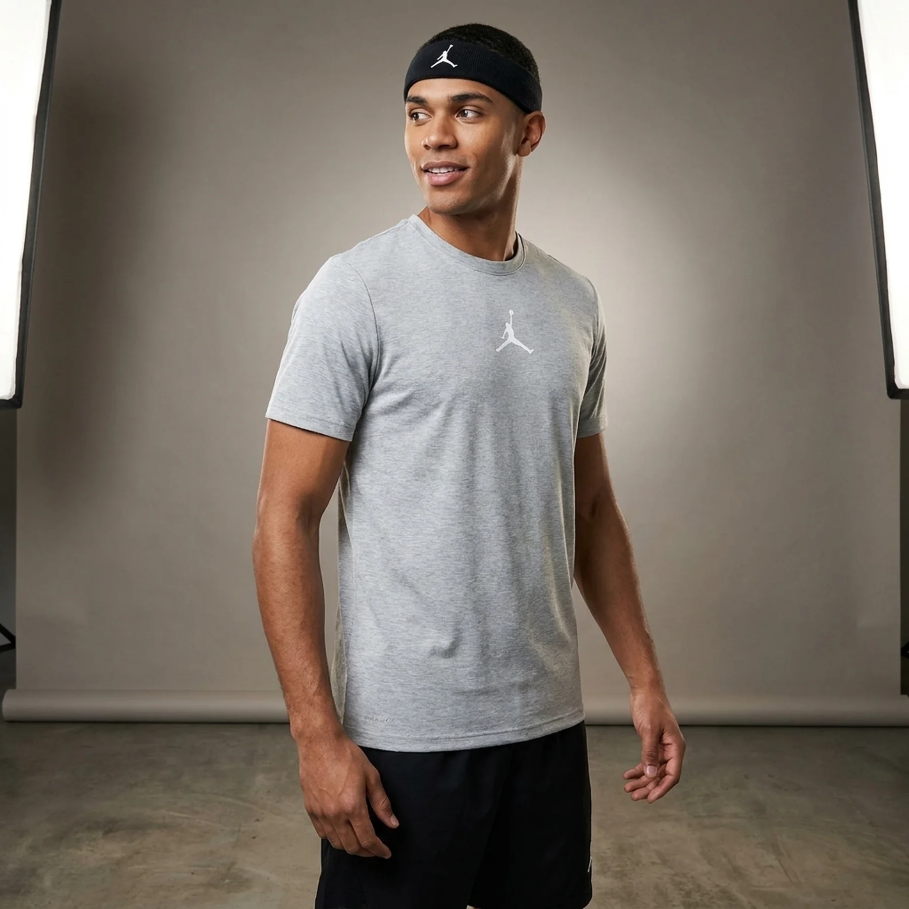 Футболка чоловіча Jordan Dri-Fit Sprt Ss Top Grey (FN5829-050)
