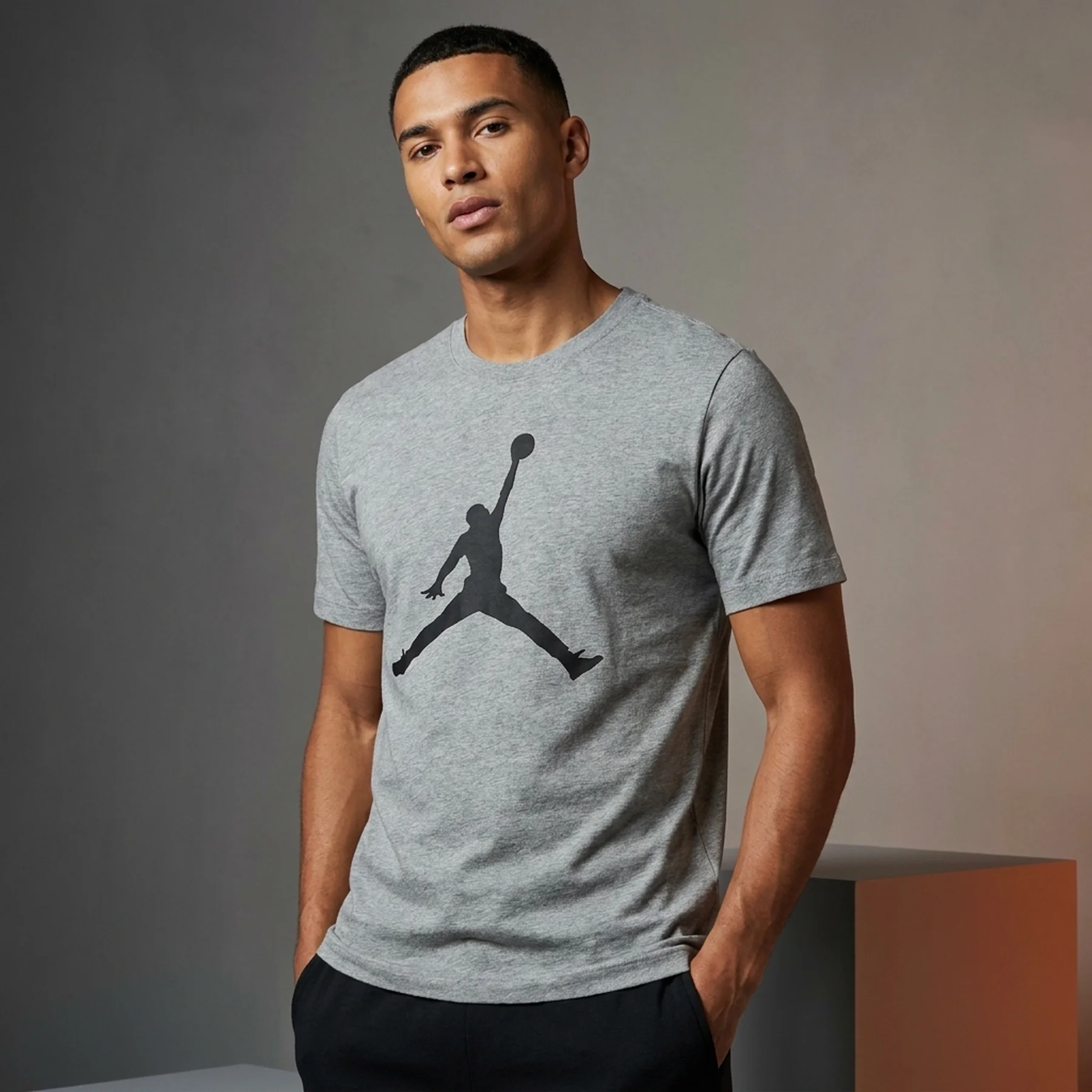 Футболка чоловіча Jordan M J Jumpman Ss Crew (CJ0921-091)