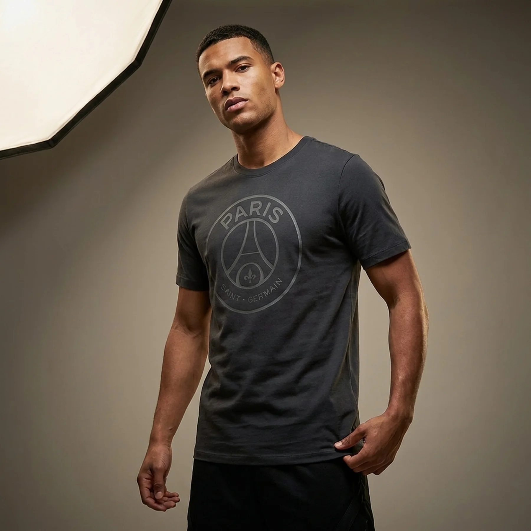 Футболка чоловіча Jordan Paris Saint-Germain T-Shirt (HV3411-060)