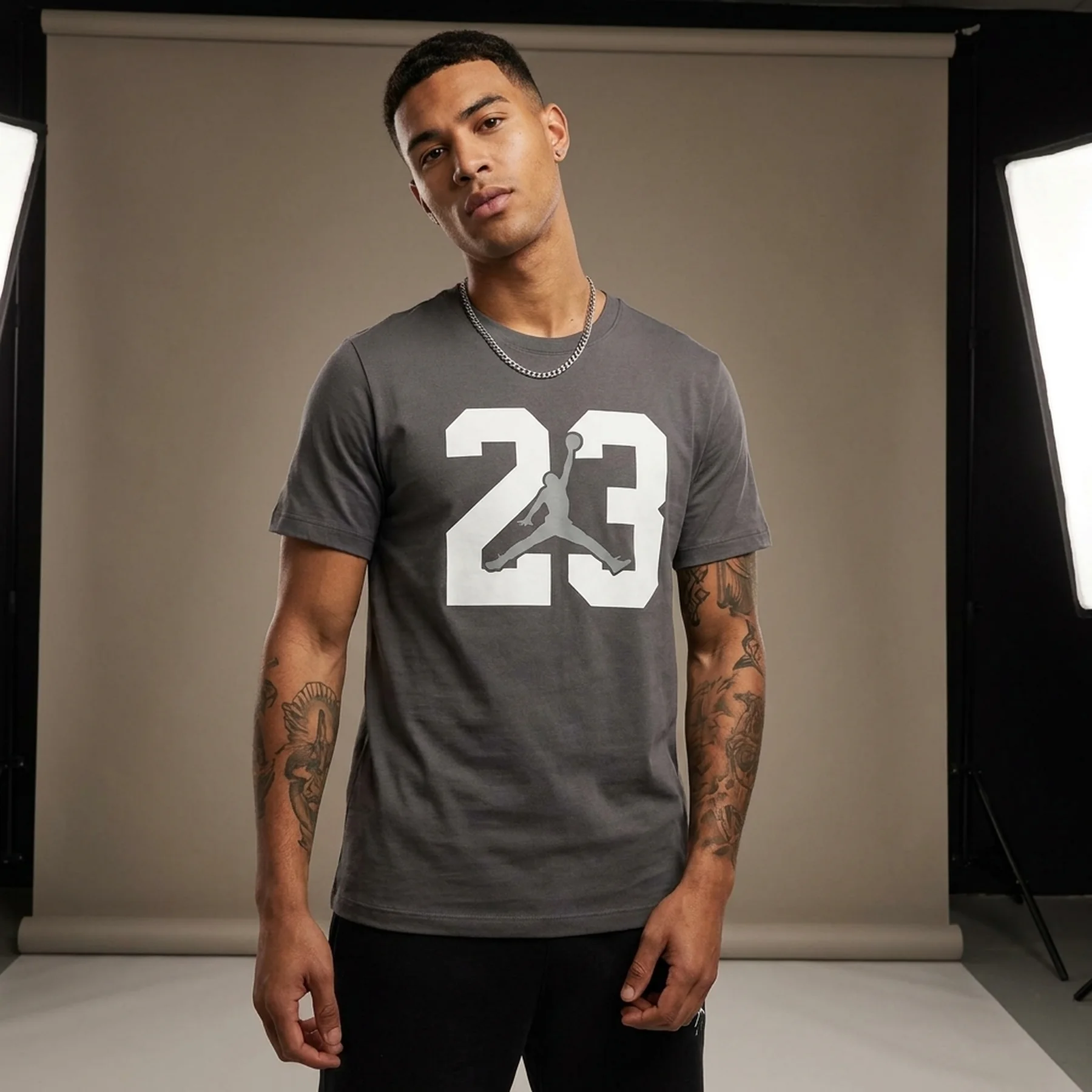 Футболка чоловіча Jordan T-Shirt Flight Essentials Grey (FB7394-091)