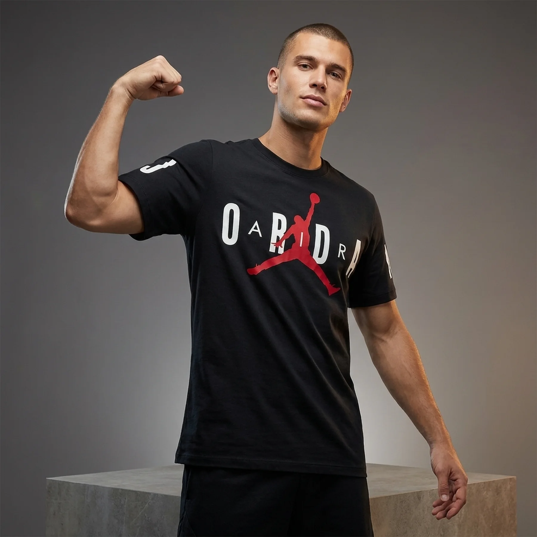 Футболка чоловіча Jordan T-Shirt M J Jd Air Stretch Ss Crew (DV1445-010)