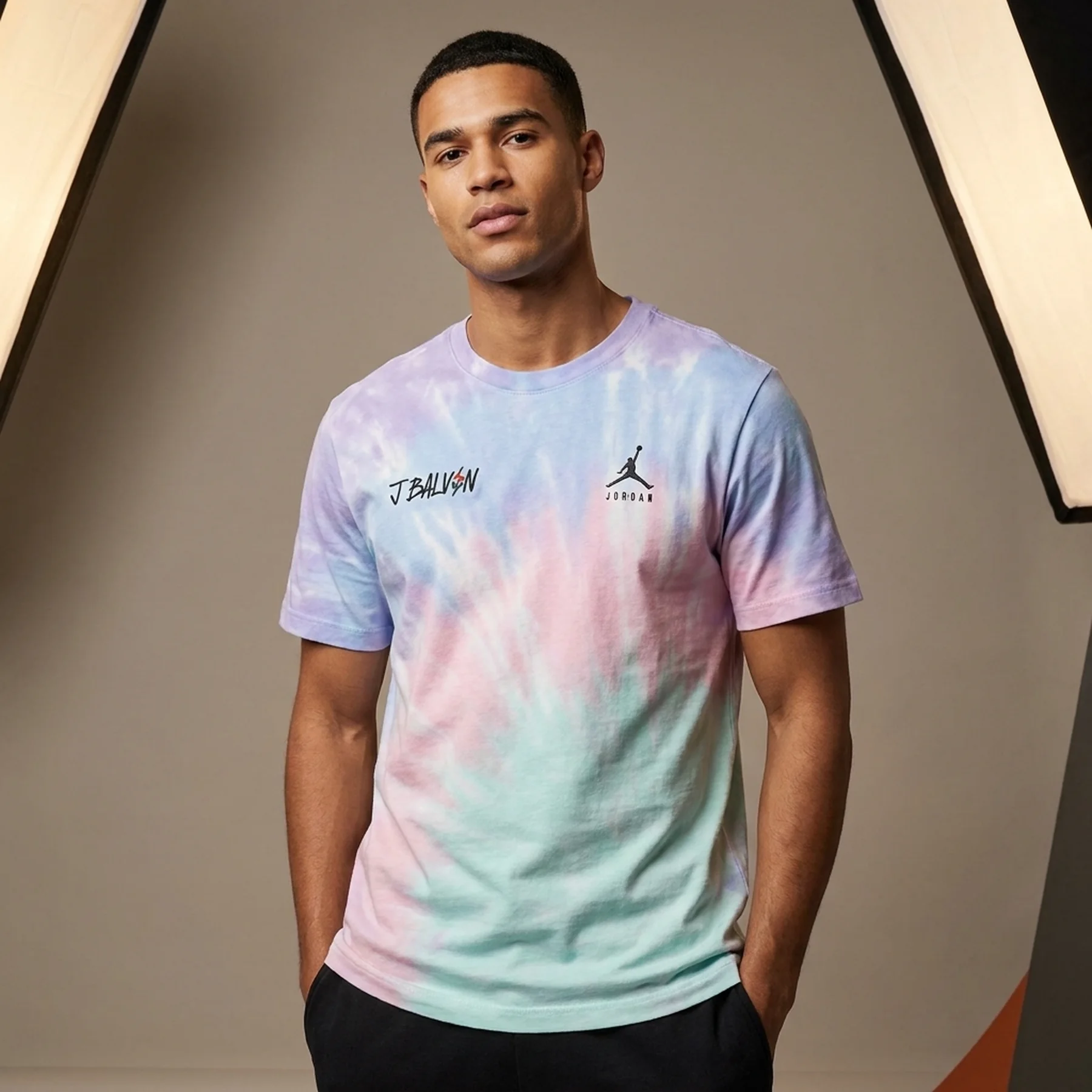 Футболка чоловіча Jordan X J Balvin T-Shirt Multicolor (FJ6141-630)
