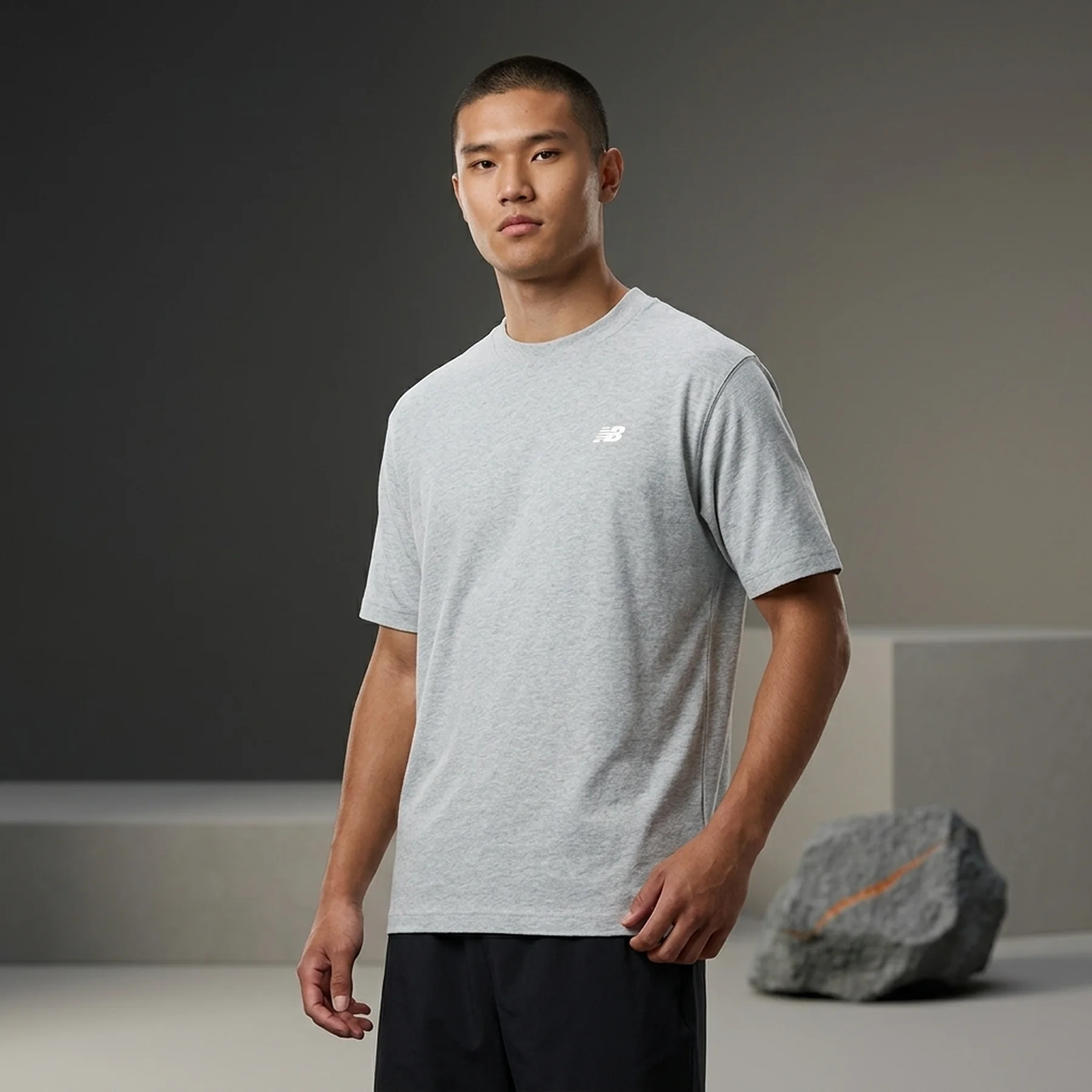 Футболка чоловіча New Balance (сірий)