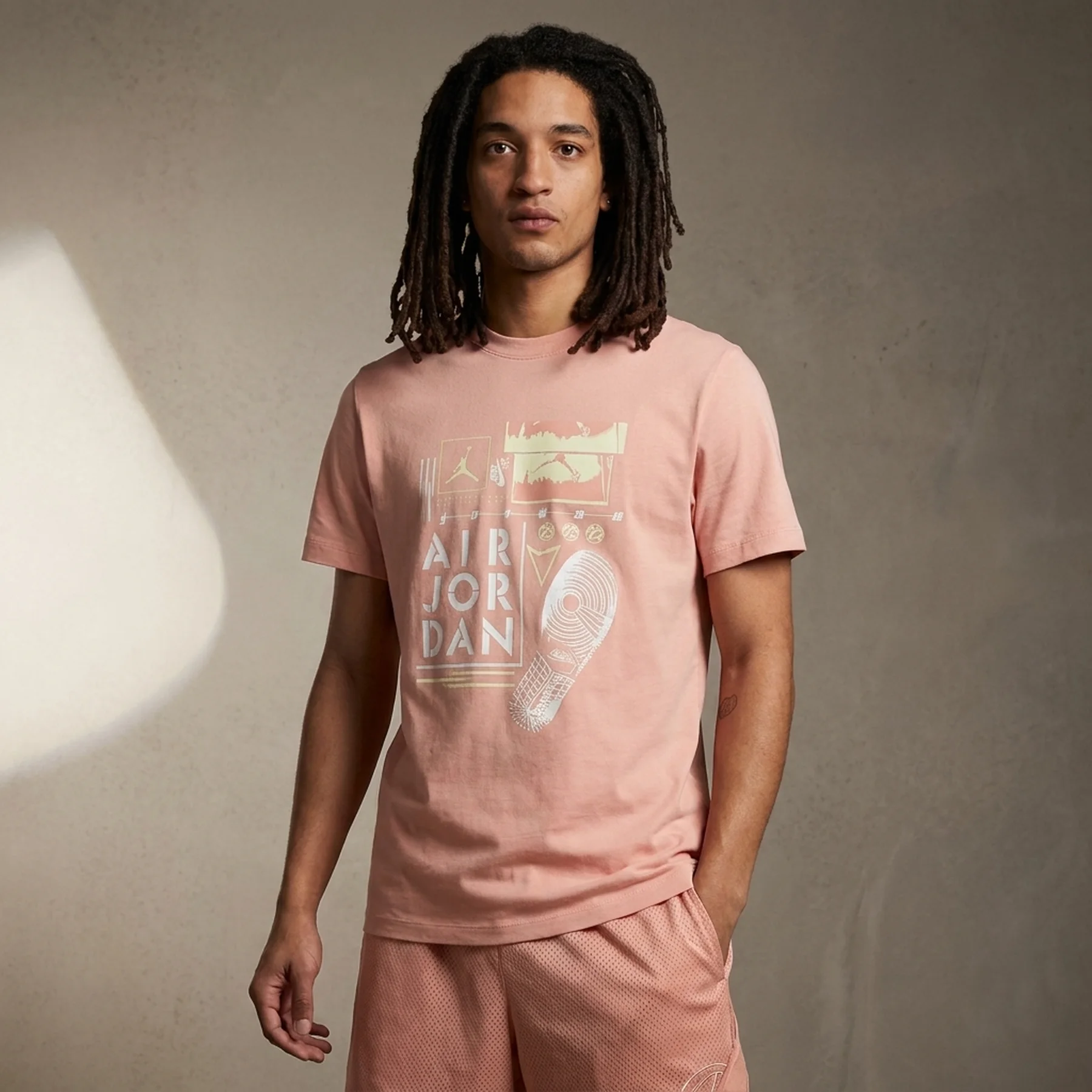 Футболка чоловіча Nike Brand Graphic Crew Tee (DM1424-824)