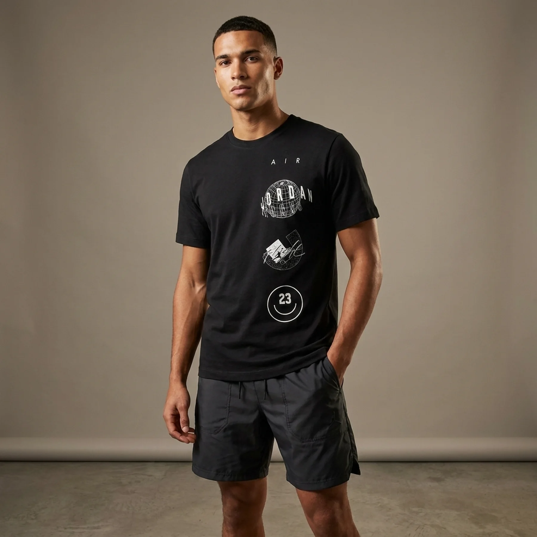 Футболка чоловіча Nike Brand Logo Stack Black (FN6027-010)