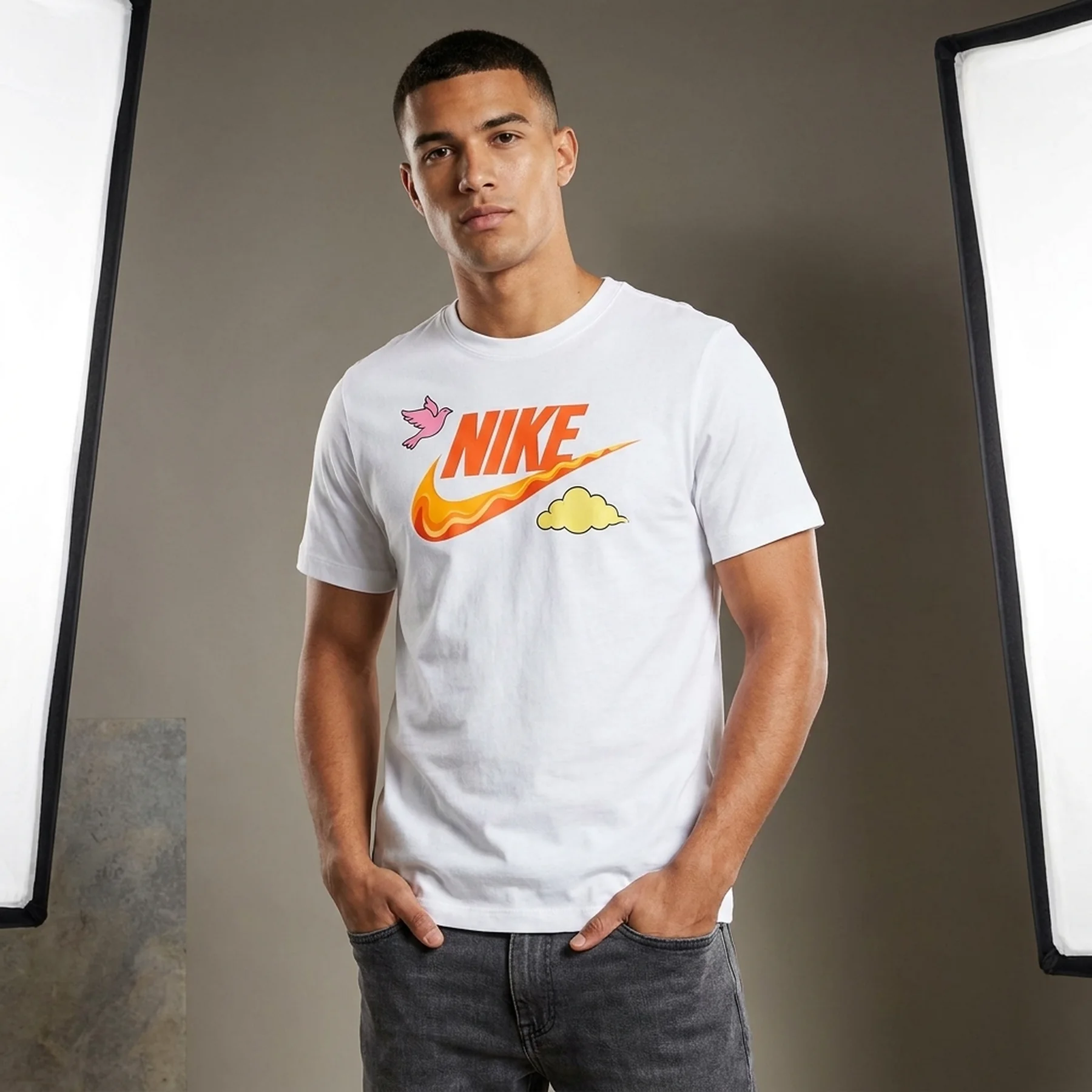 Футболка чоловіча Nike Brandriff In Air T-Shirt (FQ3774-100)